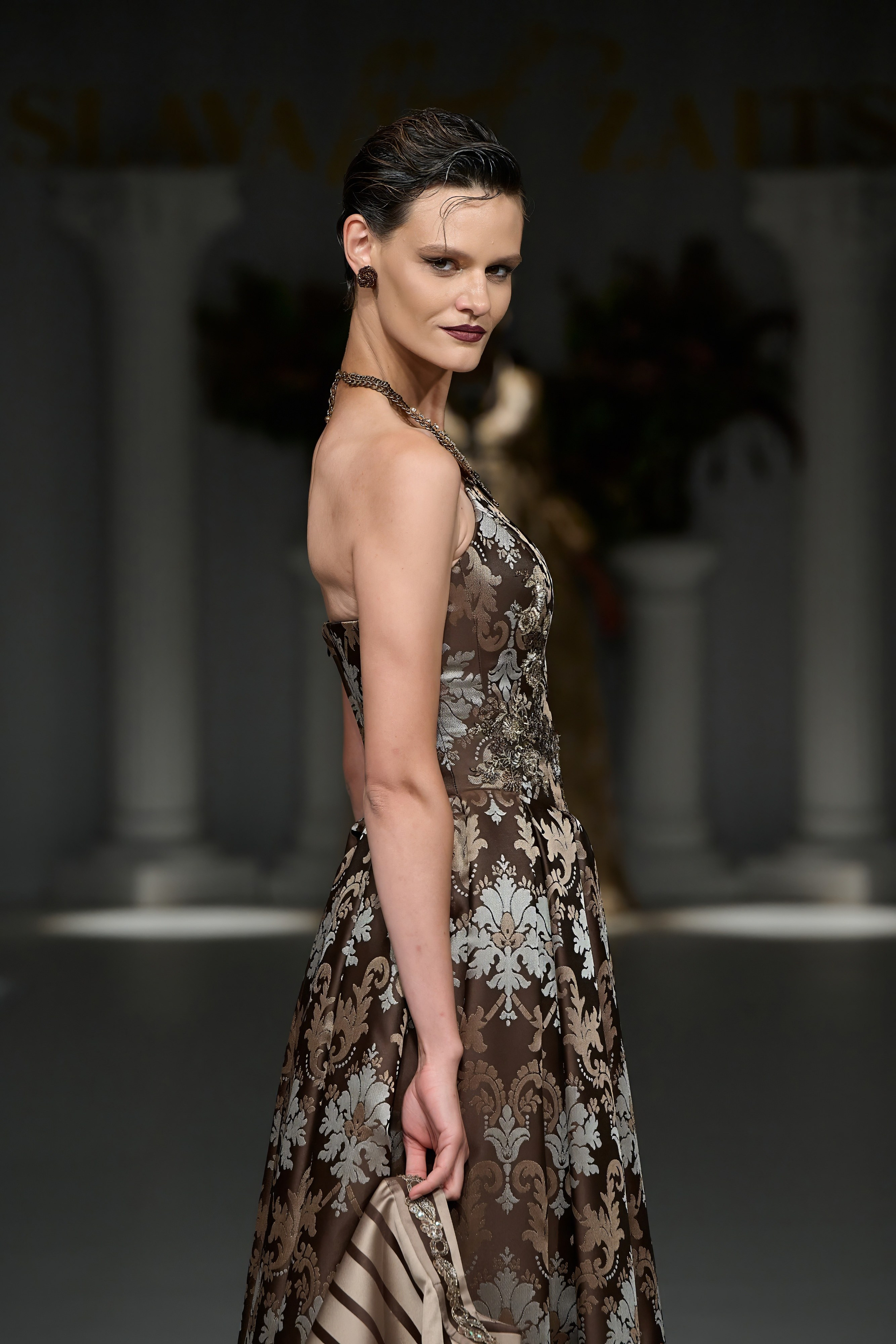 Slava&Yegor Zaitsevs. Показ-спектакль «Воспоминание». 21 июня 2025. Дима Бабушкин. Фотограф. Подиум. Репортаж. Творчество. Дорого