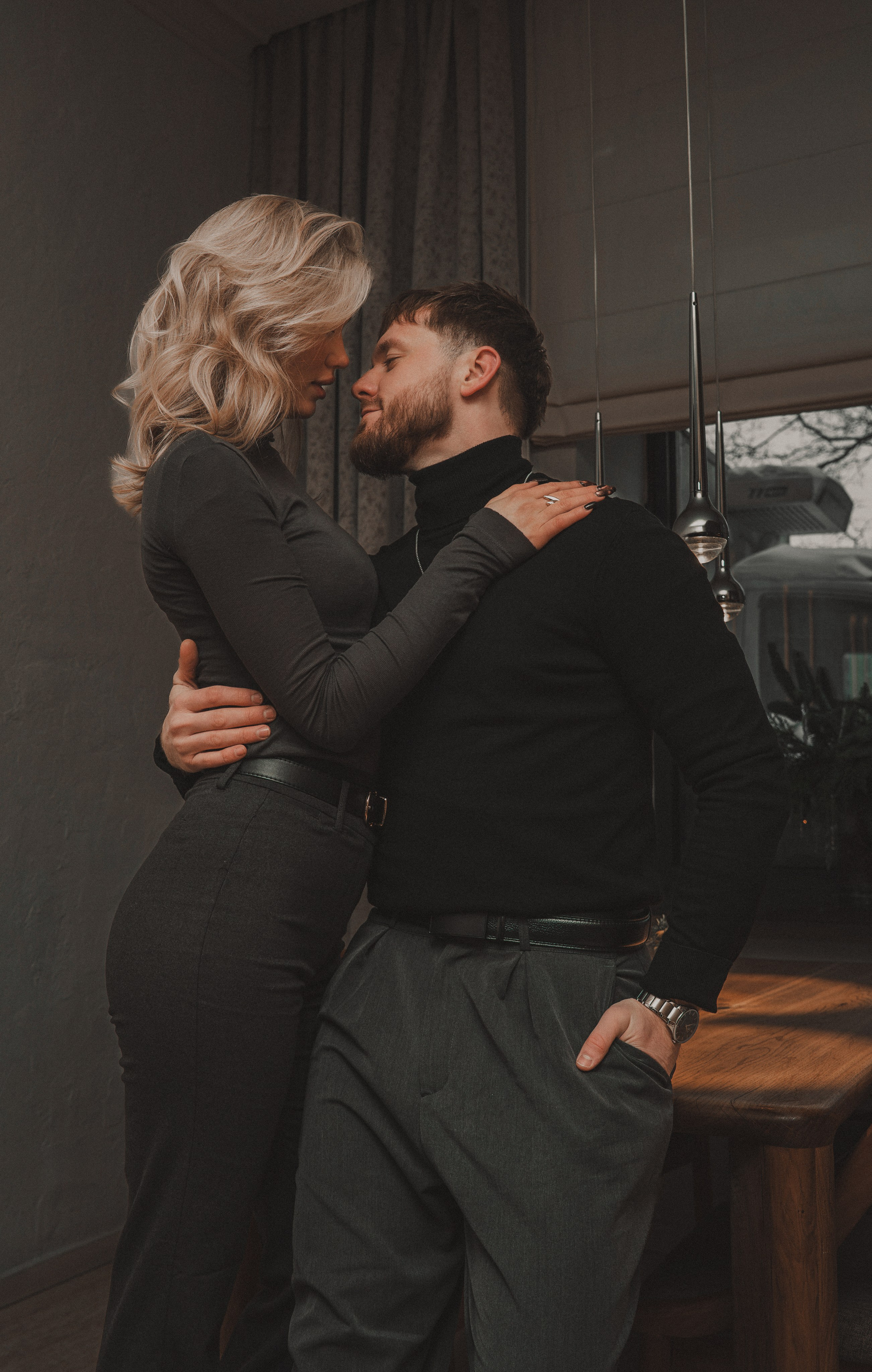 Love Story. Анатолий, создатель Yulvon Production. Здесь — живые кадры, настоящие эмоции и стиль, без лишнего