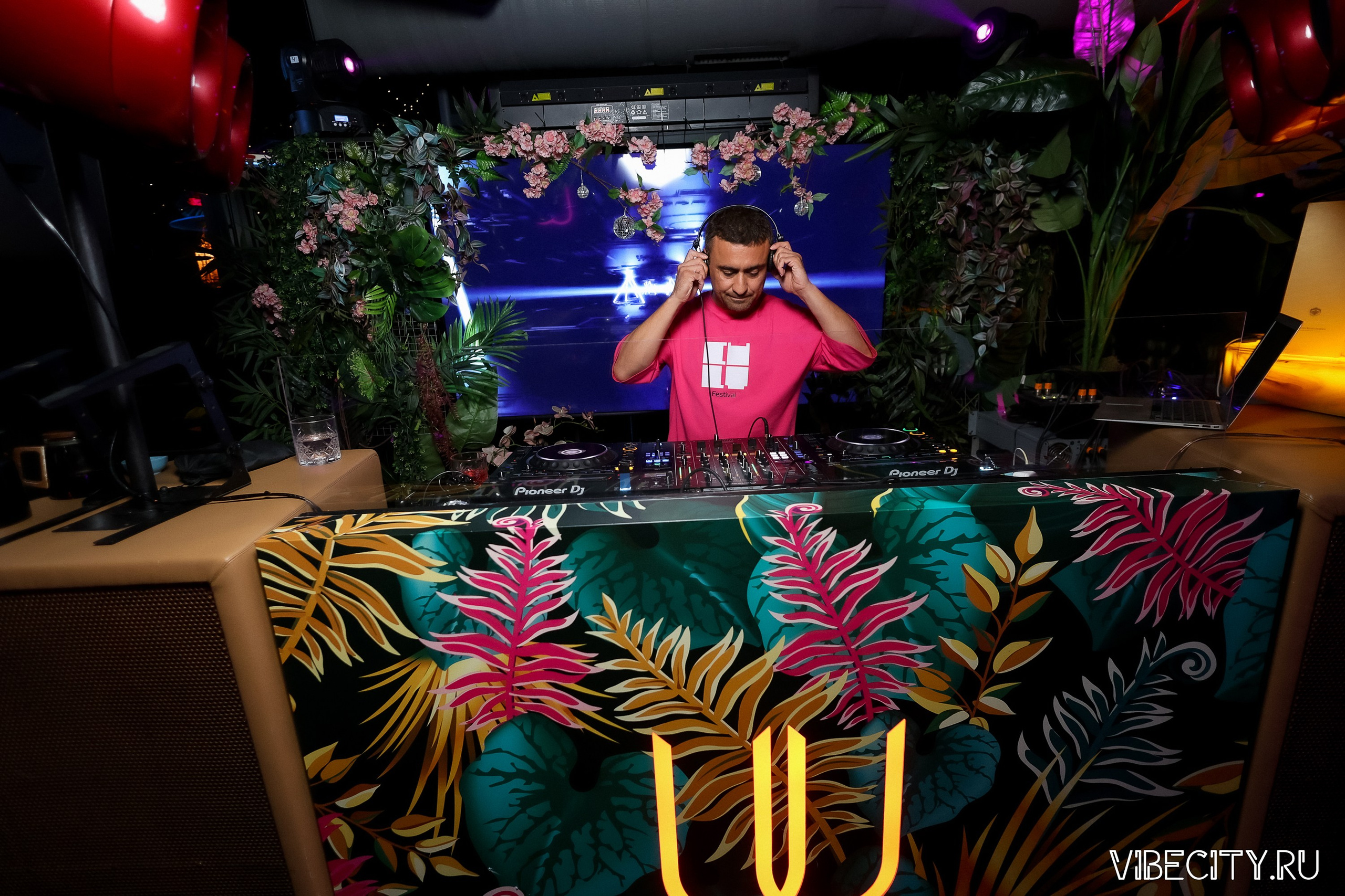 DOUBLE U. VIBECITY.RU Вайб Сити Ру Фоторепортажи Фотоотчеты Калининград