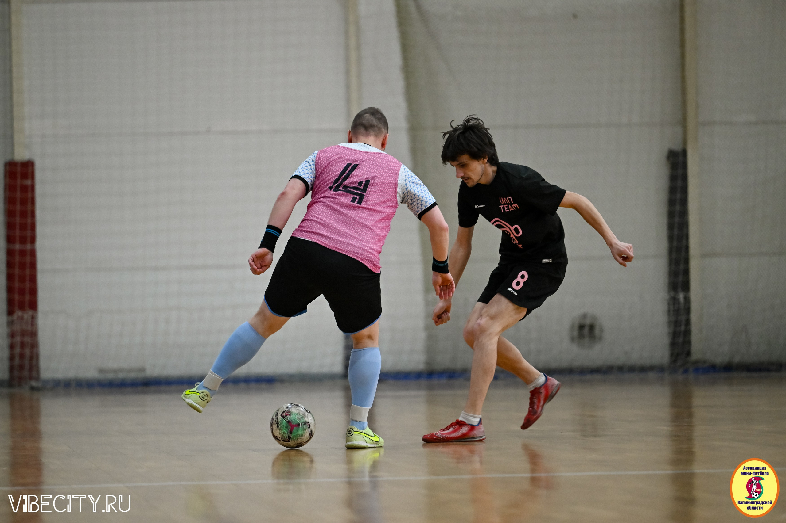 8 тур Корпоративной Бизнес-Лиги по футзалу. VIBECITY.RU Вайб Сити Ру Фоторепортажи Фотоотчеты Калининград