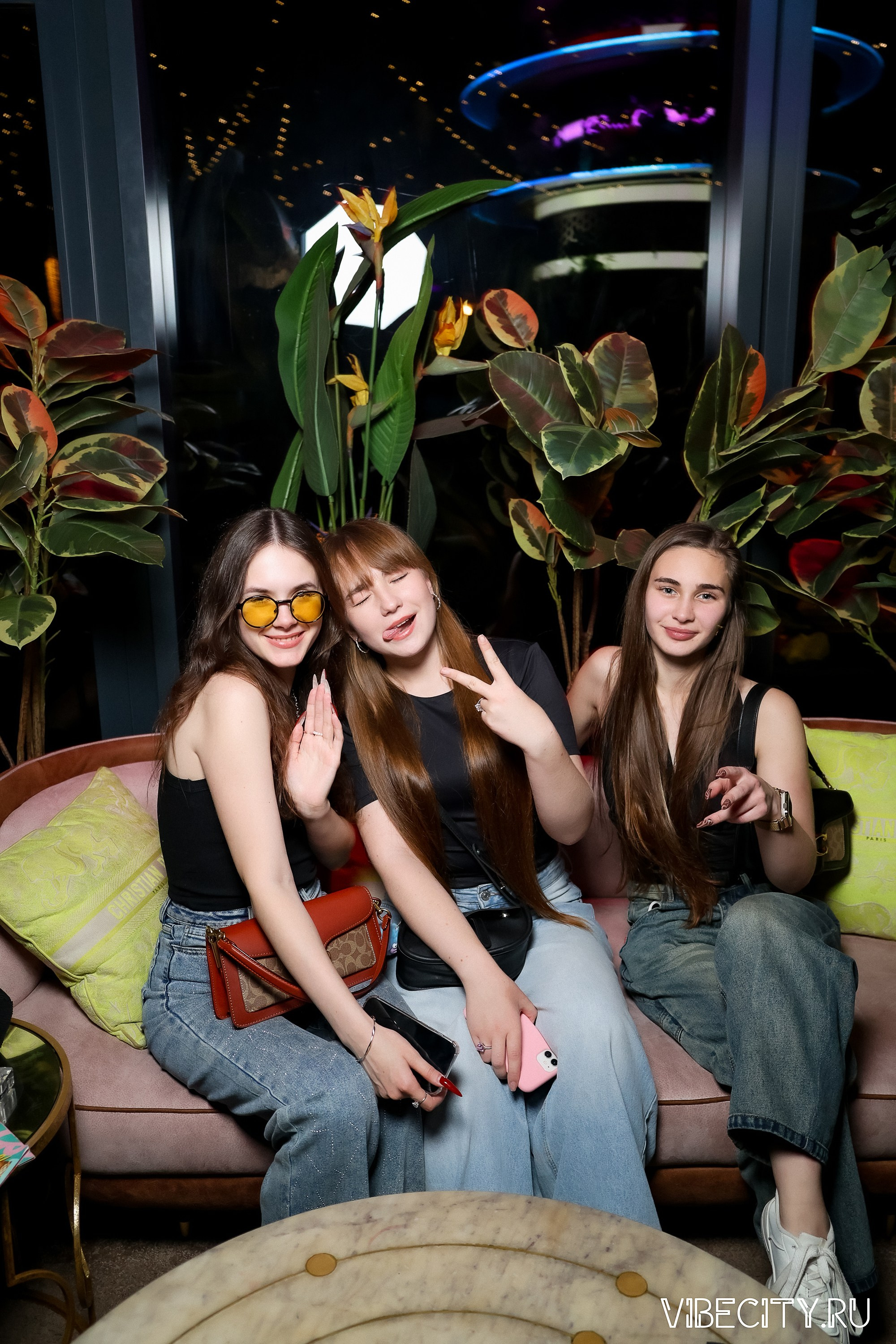 DOUBLE U. VIBECITY.RU Вайб Сити Ру Фоторепортажи Фотоотчеты Калининград