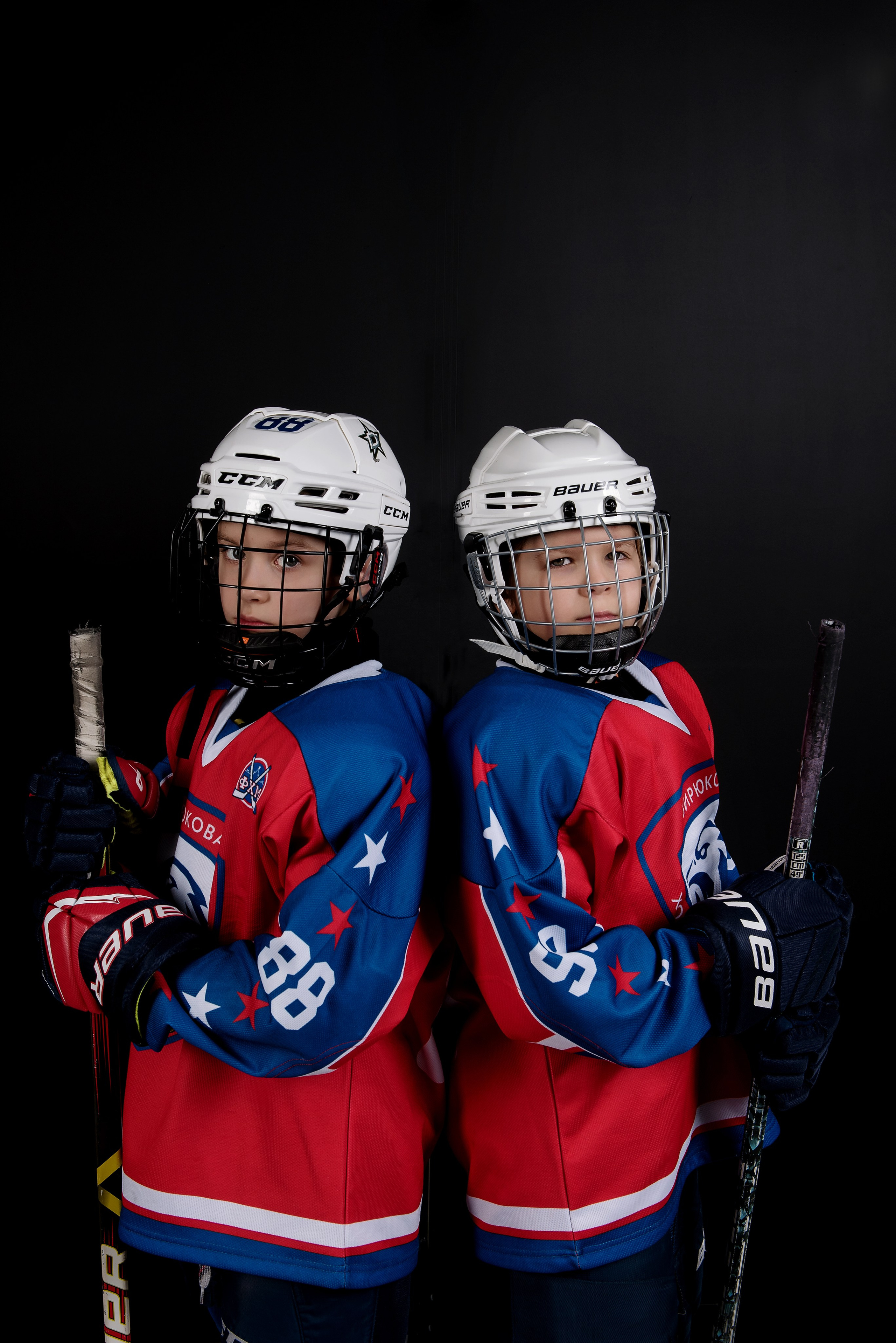 Хоккей — Гимнастика групповая съемка. Детский фотограф в Долгопрудном и Москве