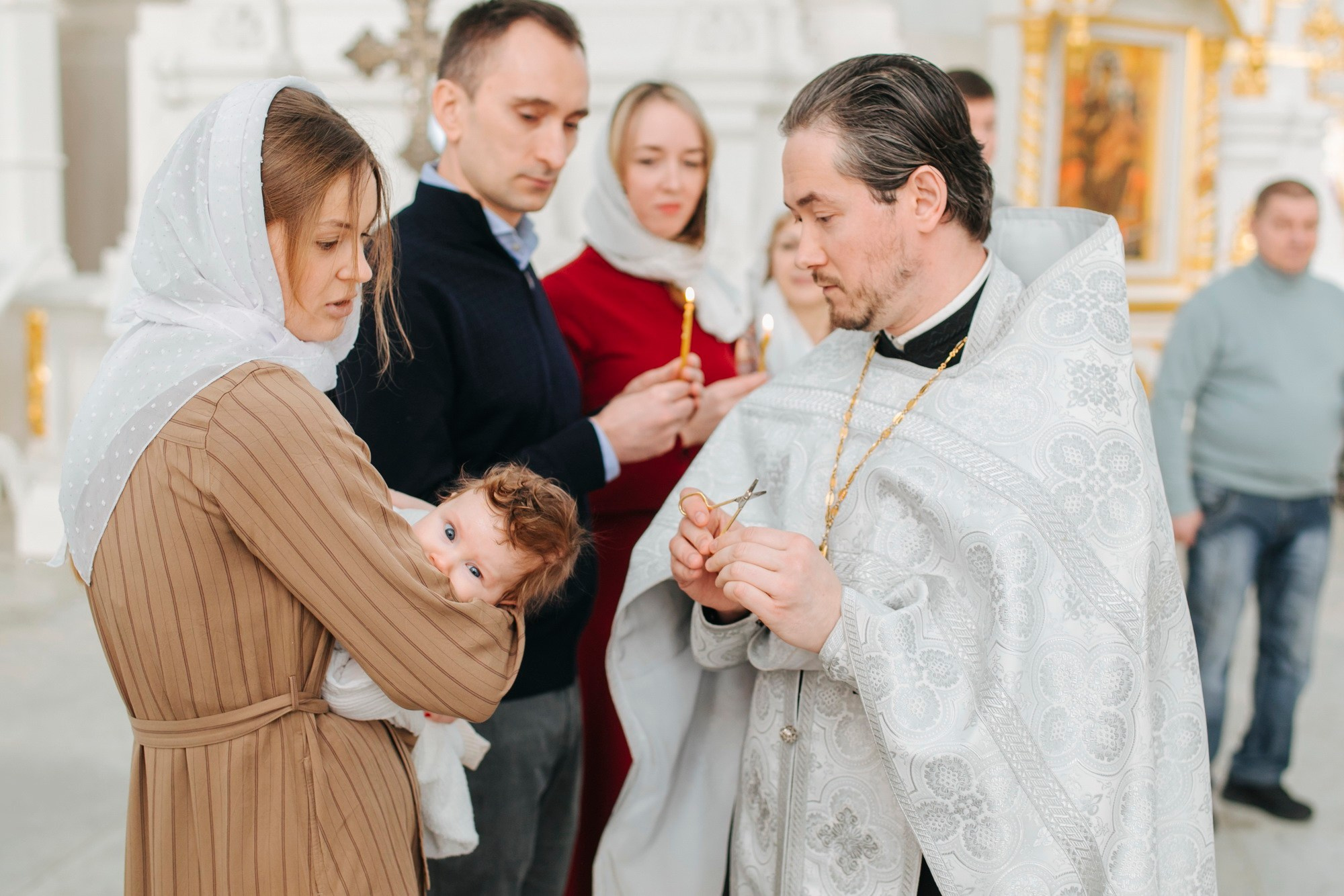 Индивидуальное крещение в Смольном Соборе, где провести крещение СПб, лучший храм для крещения, сколько стоит крещение, церковь где не нужны беседы, без крестных
