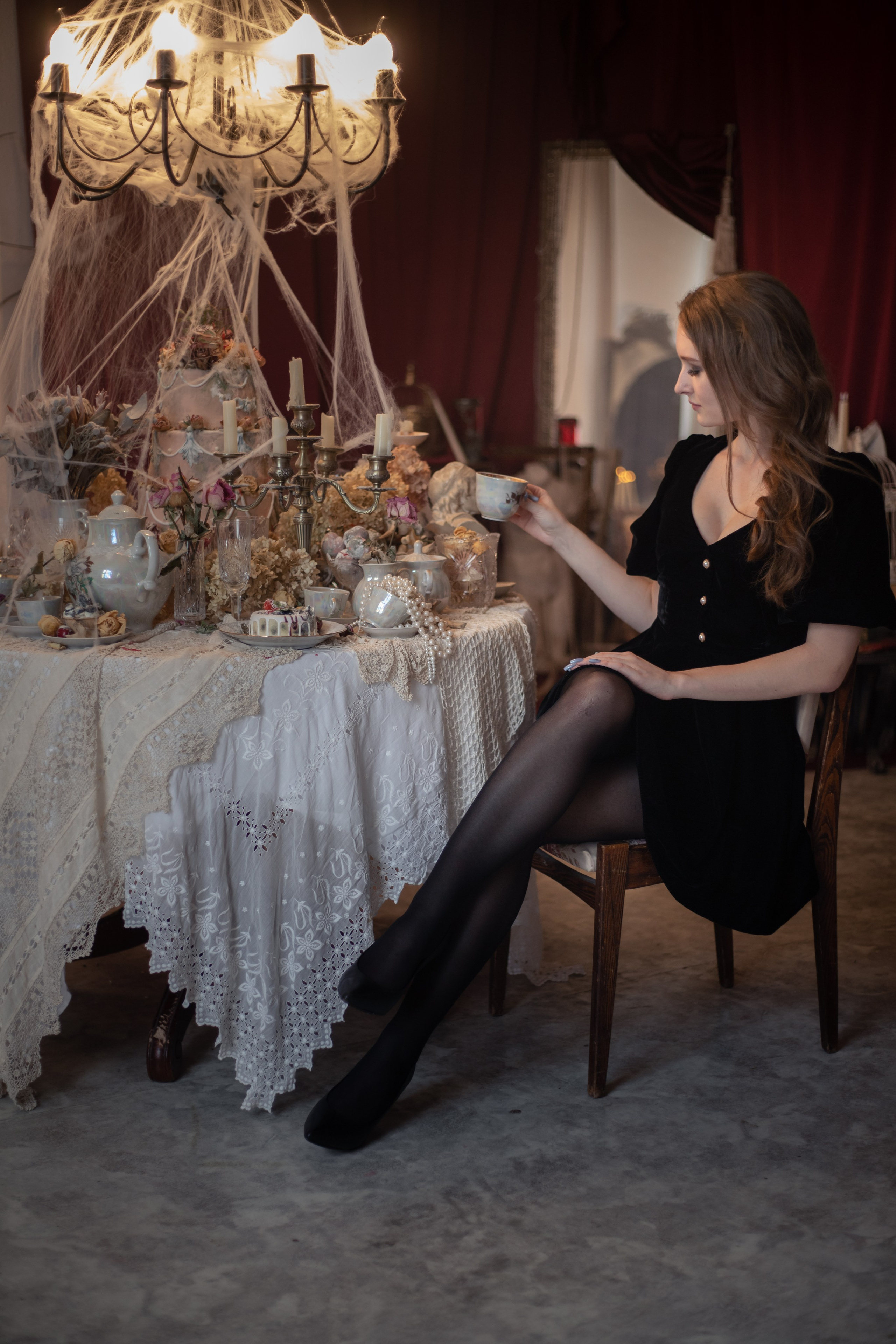 Татьяна в заброшенном особняке. Индивидуальная фотосессия. Фотограф Киржач/Москва_Екатерина Мартынова