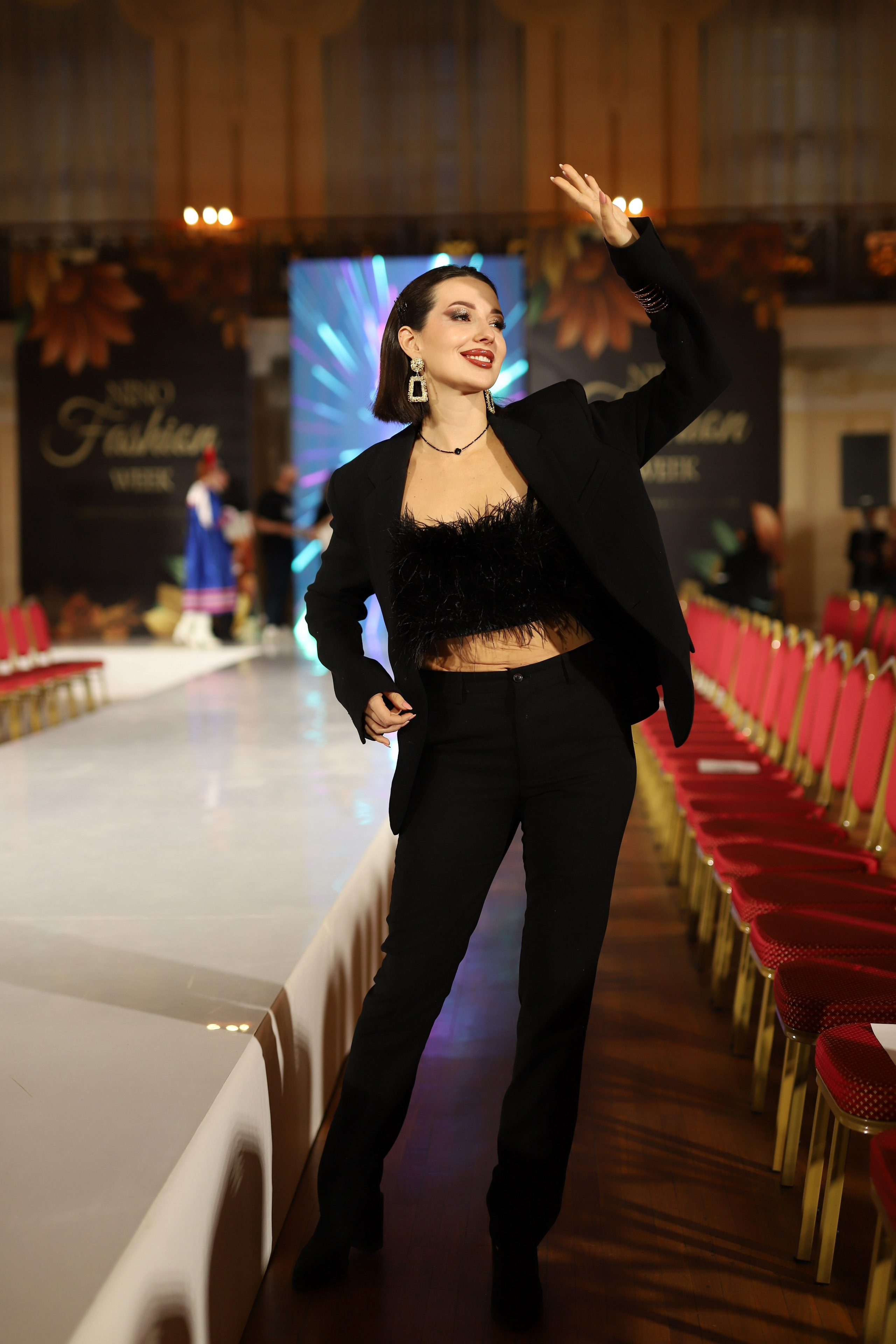 Модель для предметной съемки Юлия 9 Н.Новгород | Sale Easy