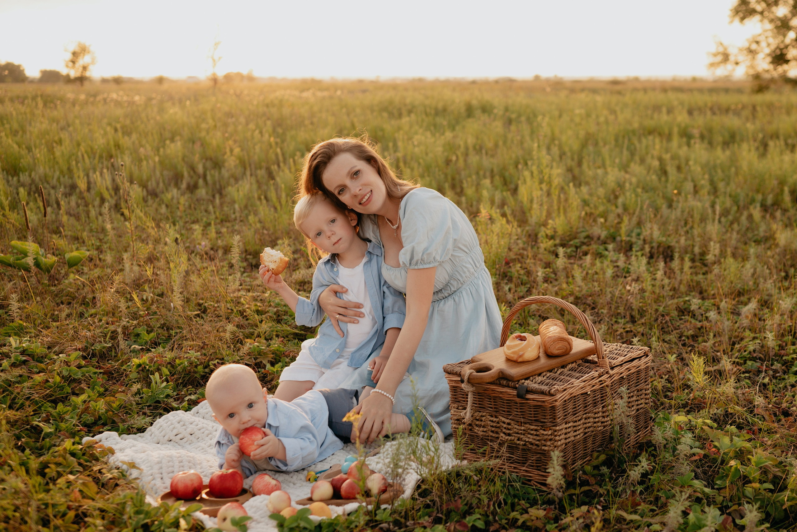 …. Свадебный фотограф Евгения Наумовец