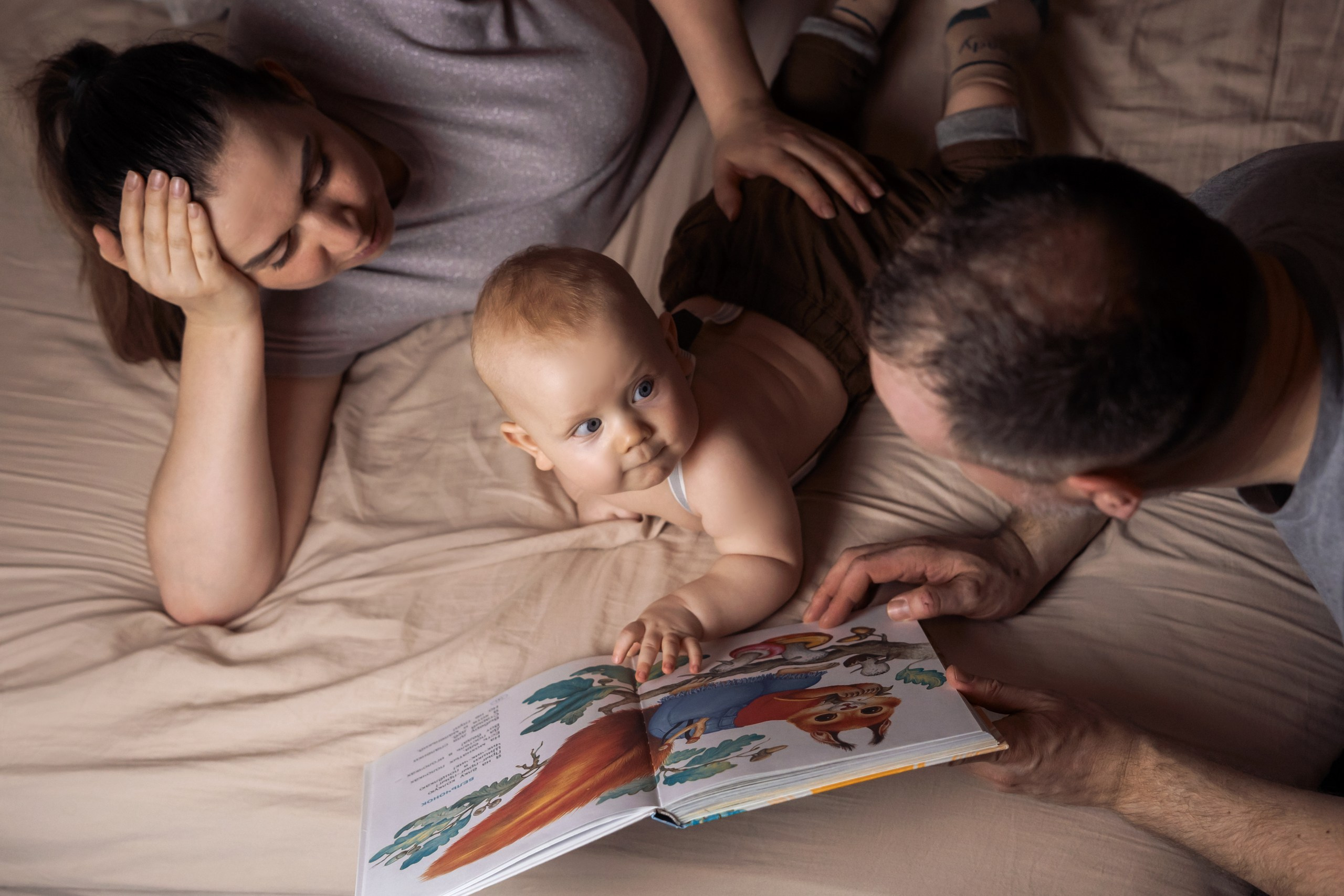 Домашняя съемка. Мила Посвит Фотограф новорожденных в Тобольске