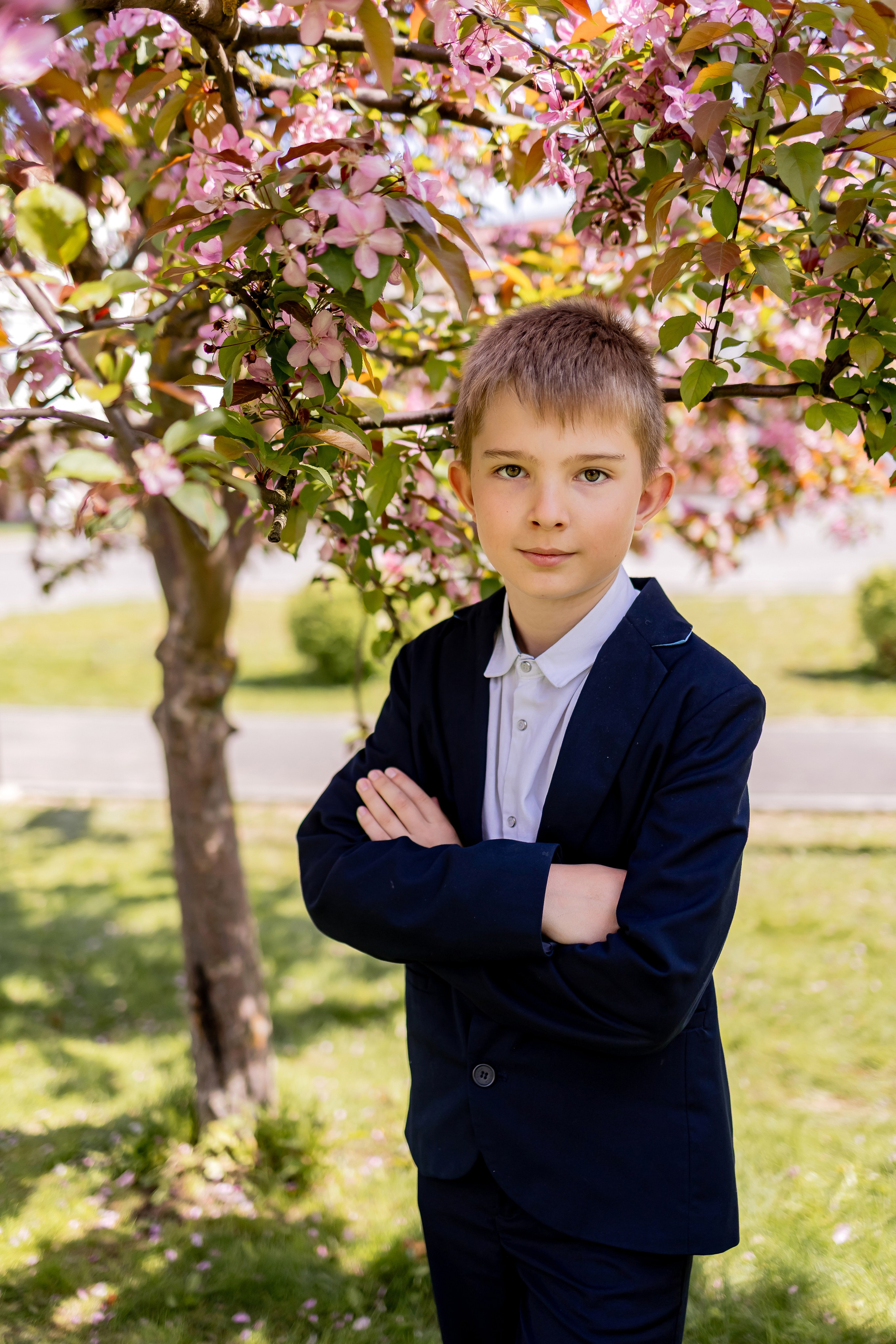 Выпускной в начальной школе на улице. Фотограф и видеограф Москва. Свадебный фотограф, видеограф. Выпускные альбомы. Оживающие альбомы