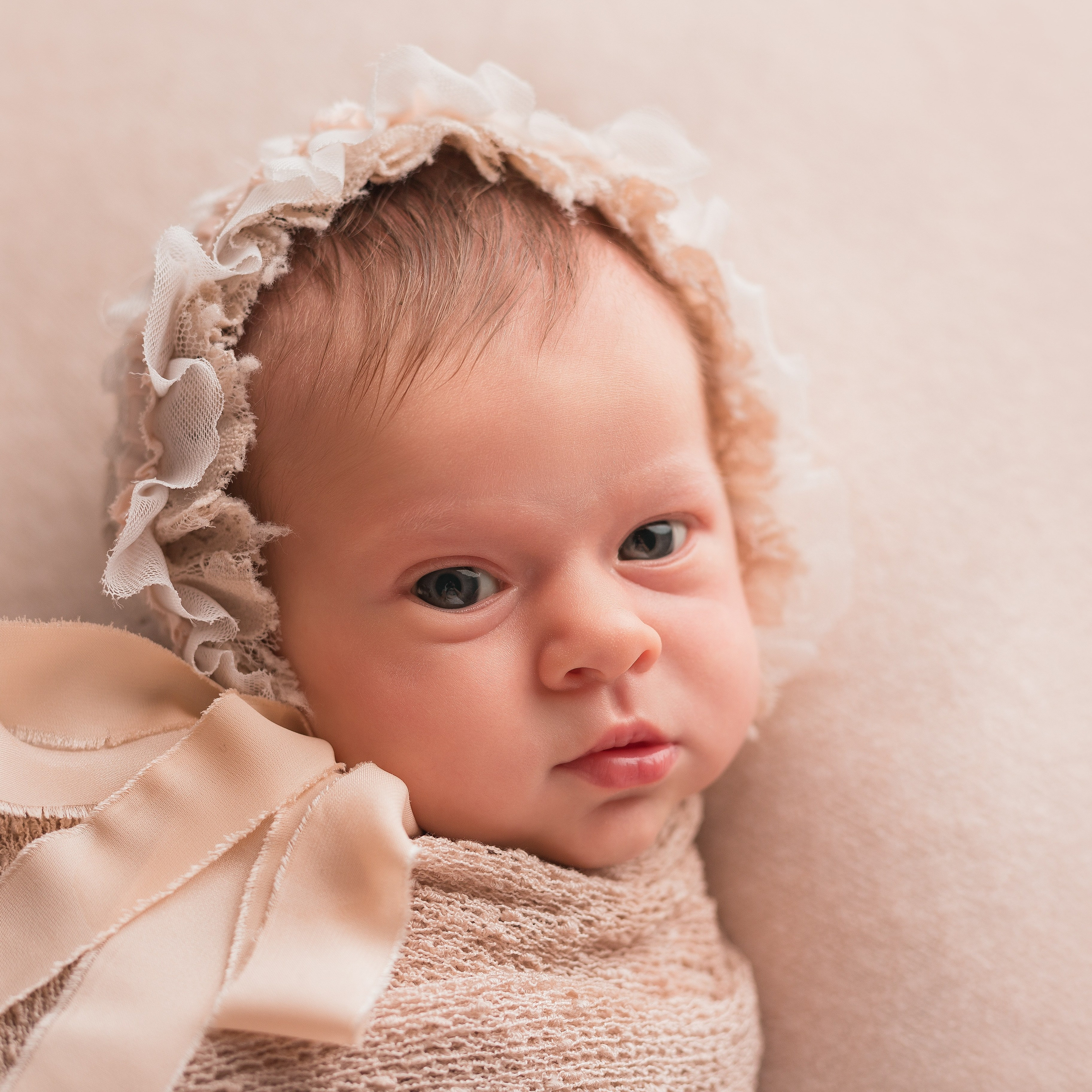 Фотографии новорожденных детей. Фотограф новорожденных в Омске Анастасия Моисеева