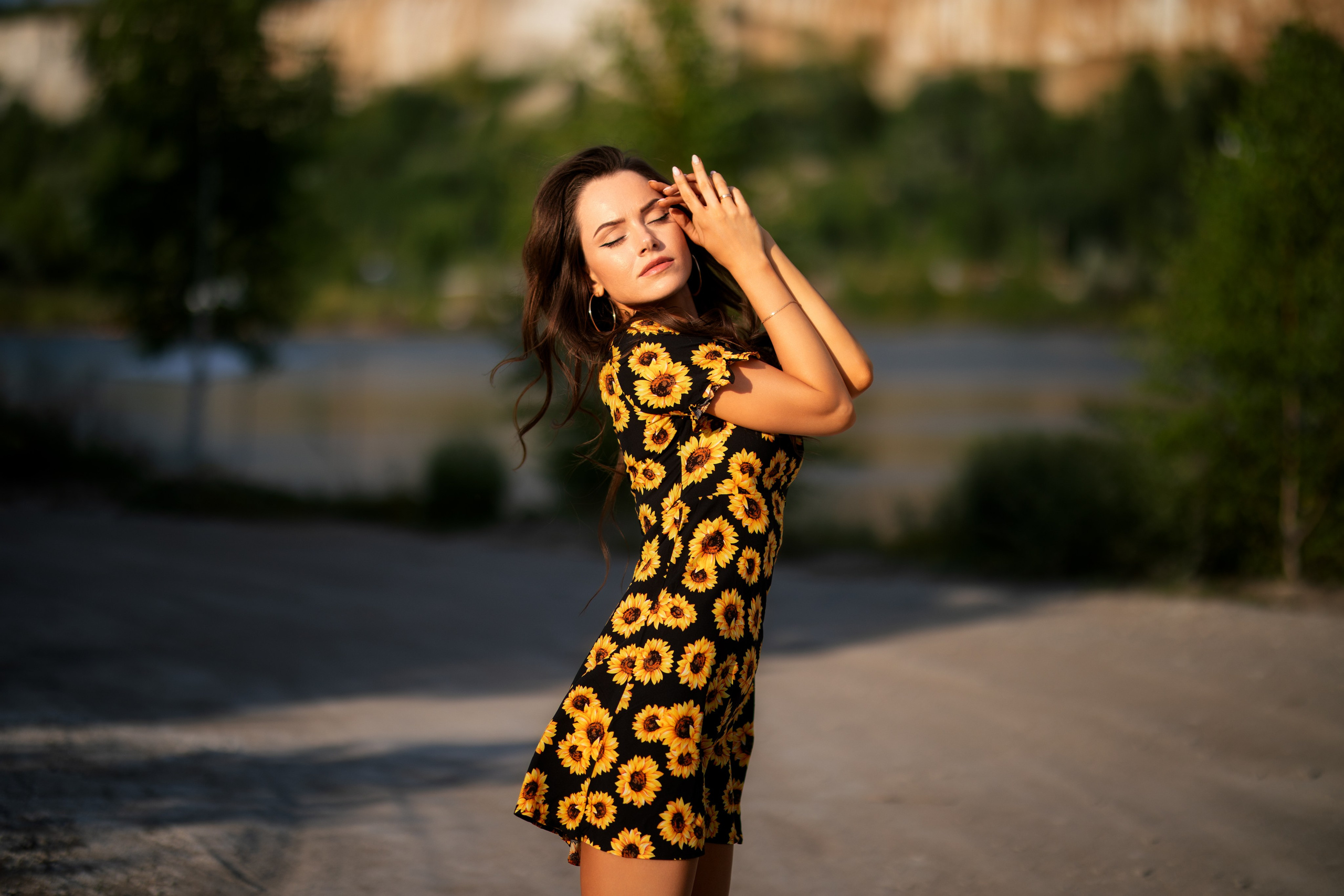 Летняя съемка с Екатериной на природе в парке Белый Колодец в формате для «себя»