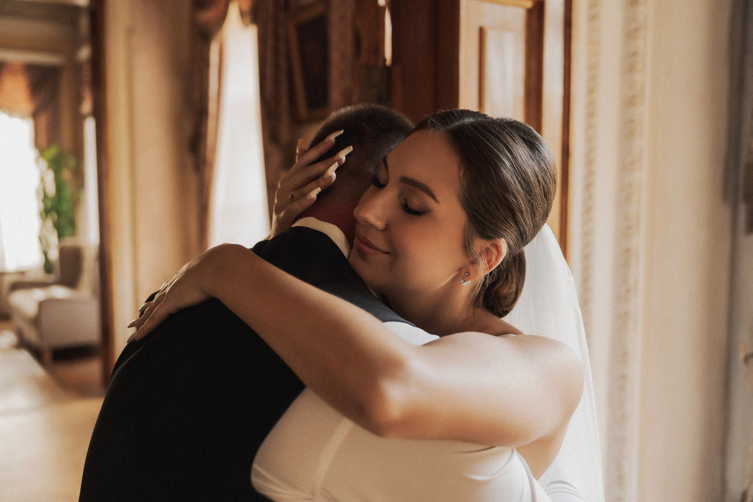 О ♡ Е — В книге нашей жизни (Библиотека-читальня им. А.С.Пушкина). Свадебный и портретный фотограф в Москве, Светлана Янковая