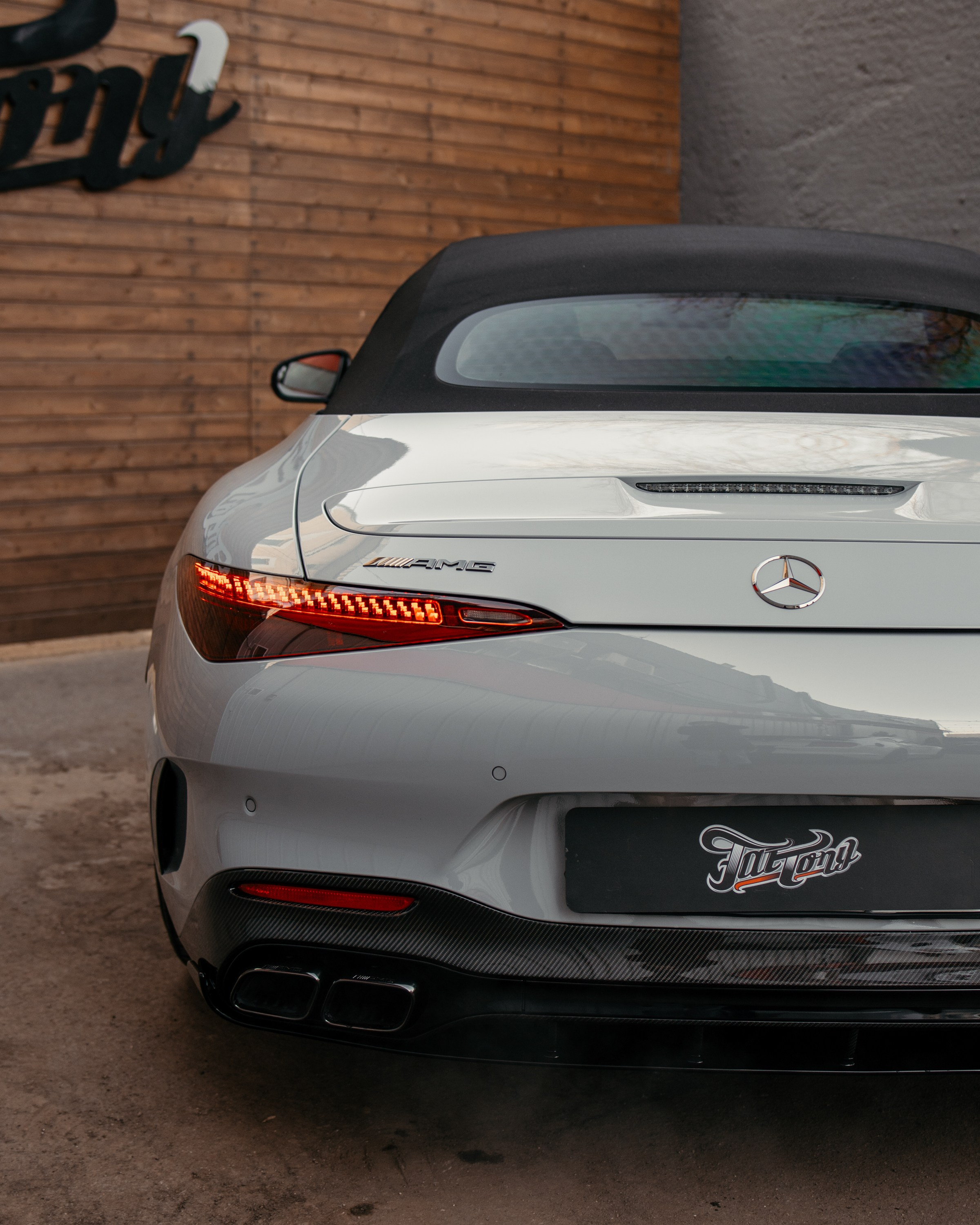 Mercedes SL63 amg классический карбон глянцевых элементов кузова. DeLorein