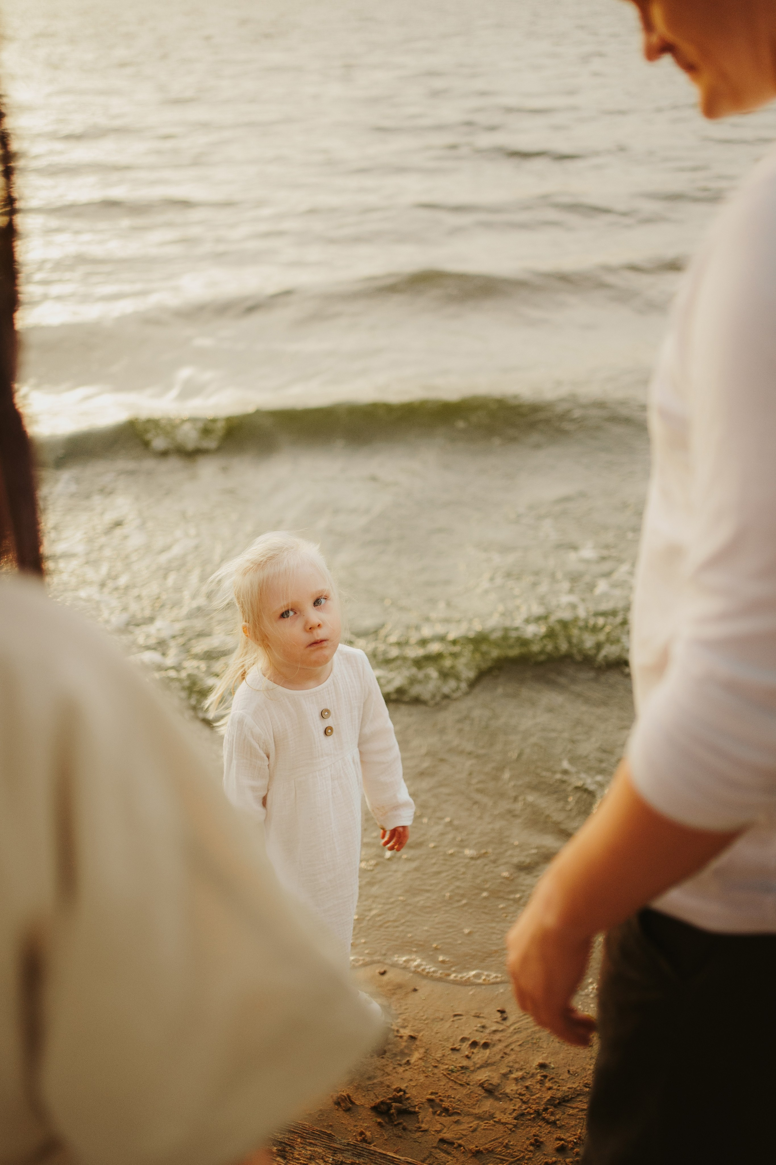 Женя, Рита и приключение Есени на берегу Волги. Фотограф Анна Кузнецова | Казань | Красная Поляна, Сириус, Сочи