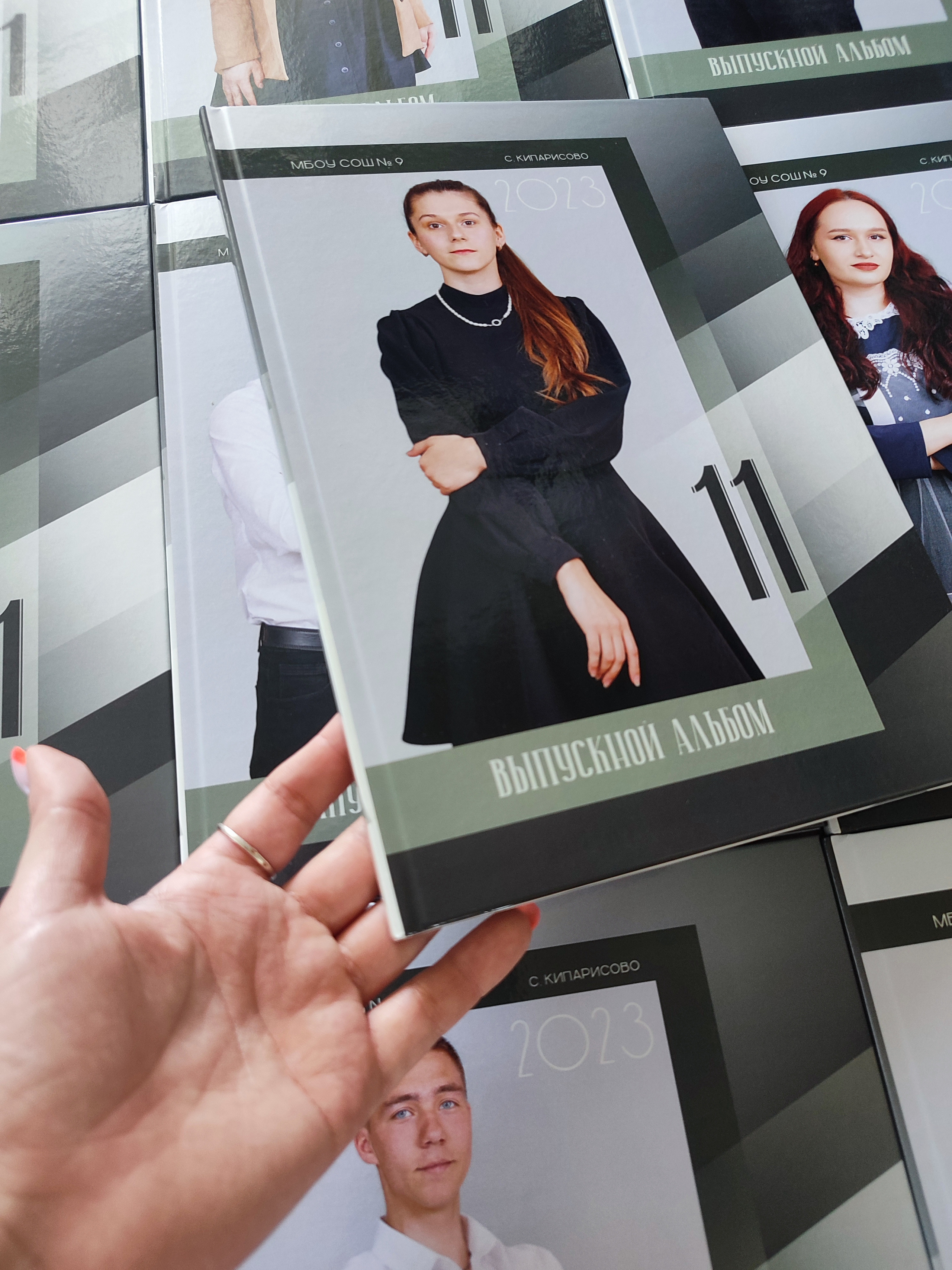 Школьные Выпускные Альбомы. Детский и семейный Фотограф во Владивостоке Юлия Моисеенко