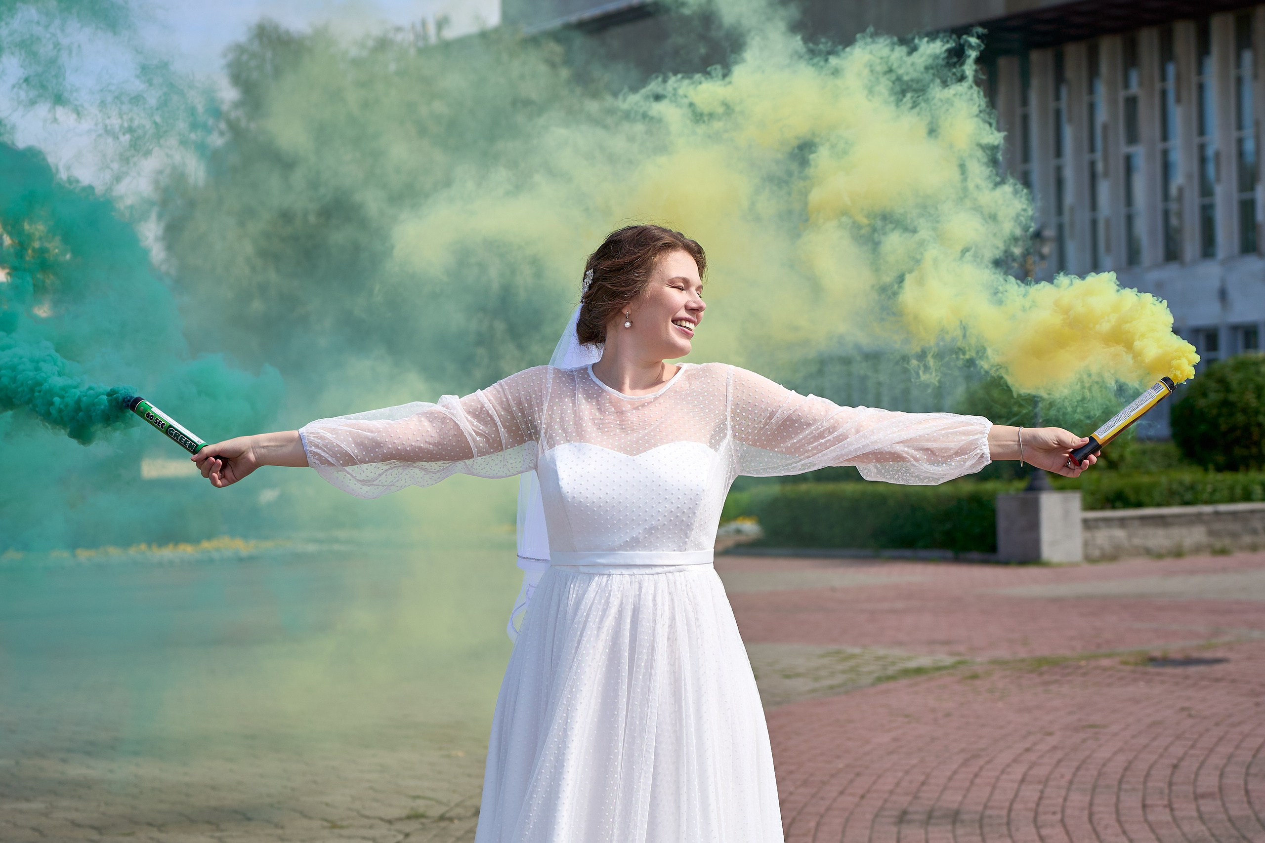 Прогулка после ЗАГСа. Репортажный и портретный фотограф в Томске Ларионов Артём