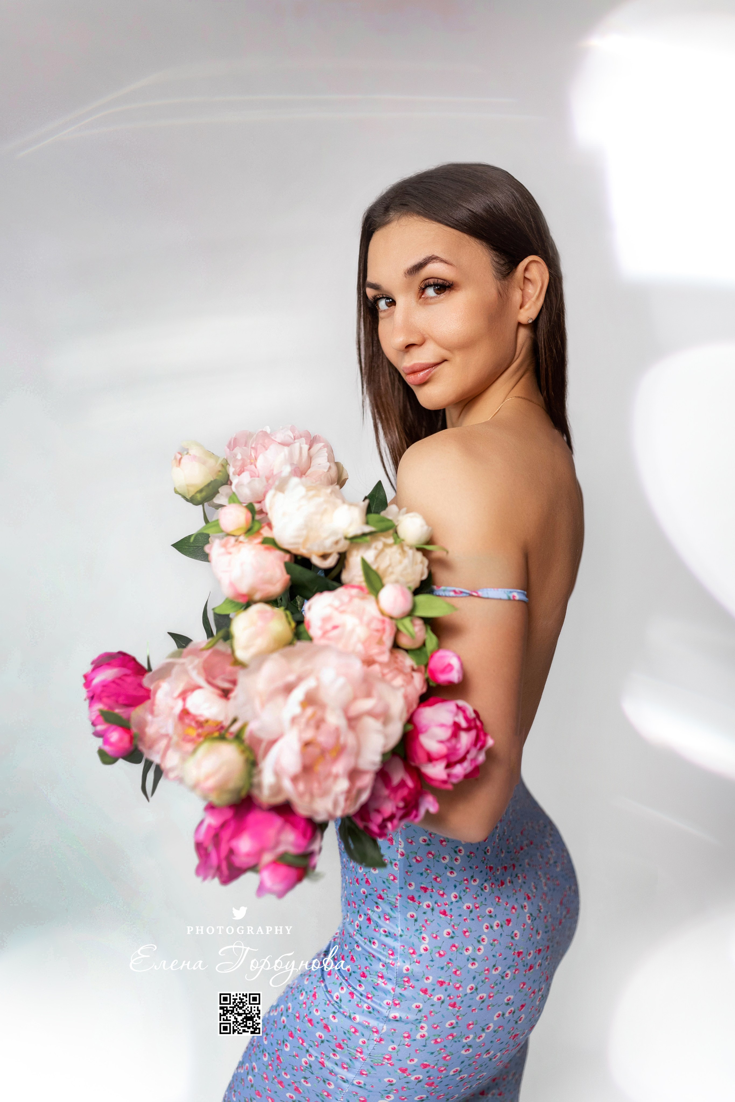 Анастасия в моей студии. Октябрь 2024. Фотограф Пермь. Свадьбы. Семья и дети, школа, д. сад. Фотокниги