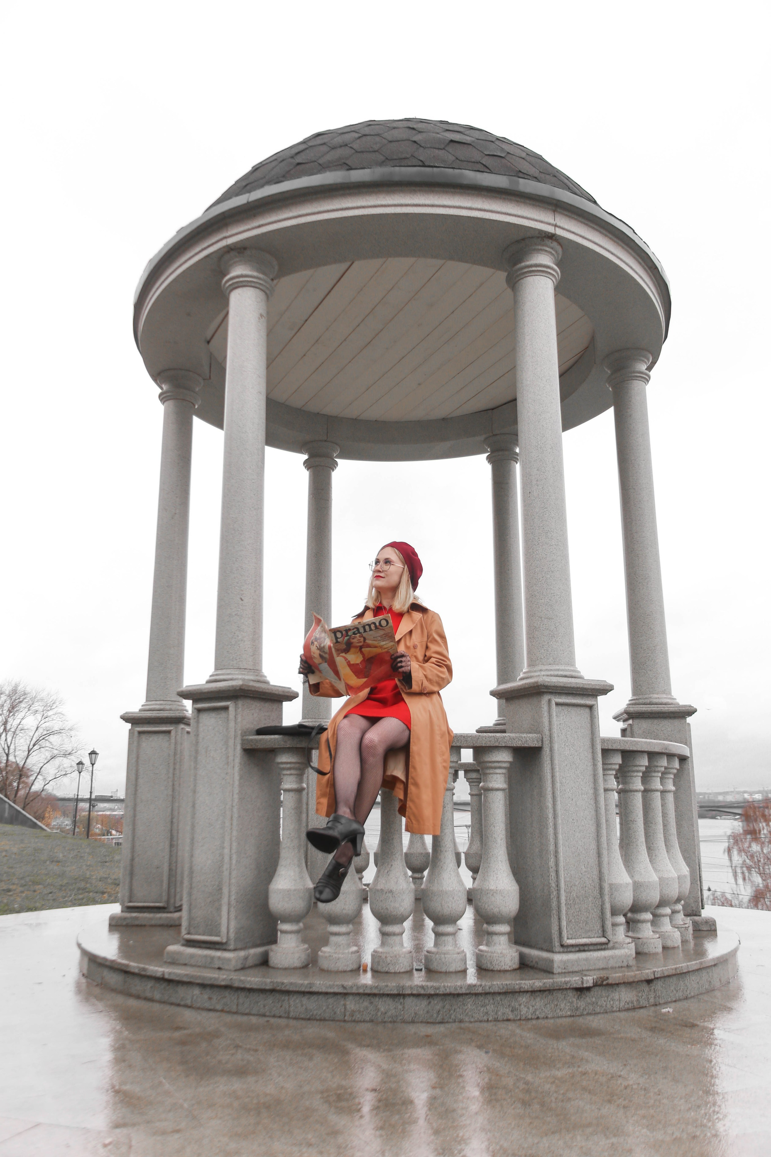 Маша на набережной. Фотограф Пермь. Фотосессия в фотостудии Перми и на свежем воздухе