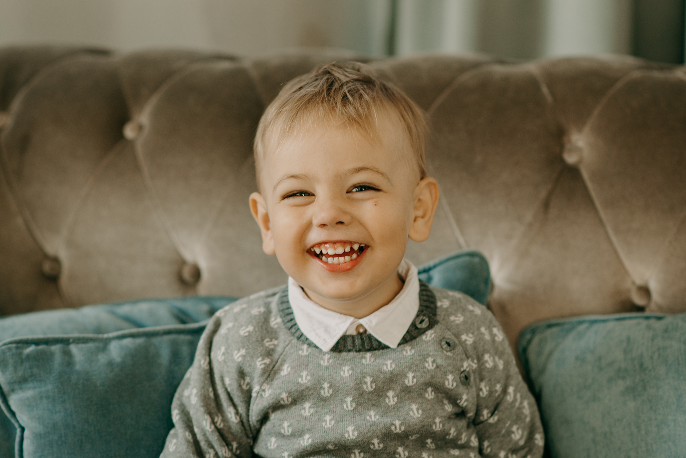 Семейная фотосессия в студии Leona Stage на детский День Рождения. Свадебный фотограф в Санкт-Петербурге Венера Ахметова