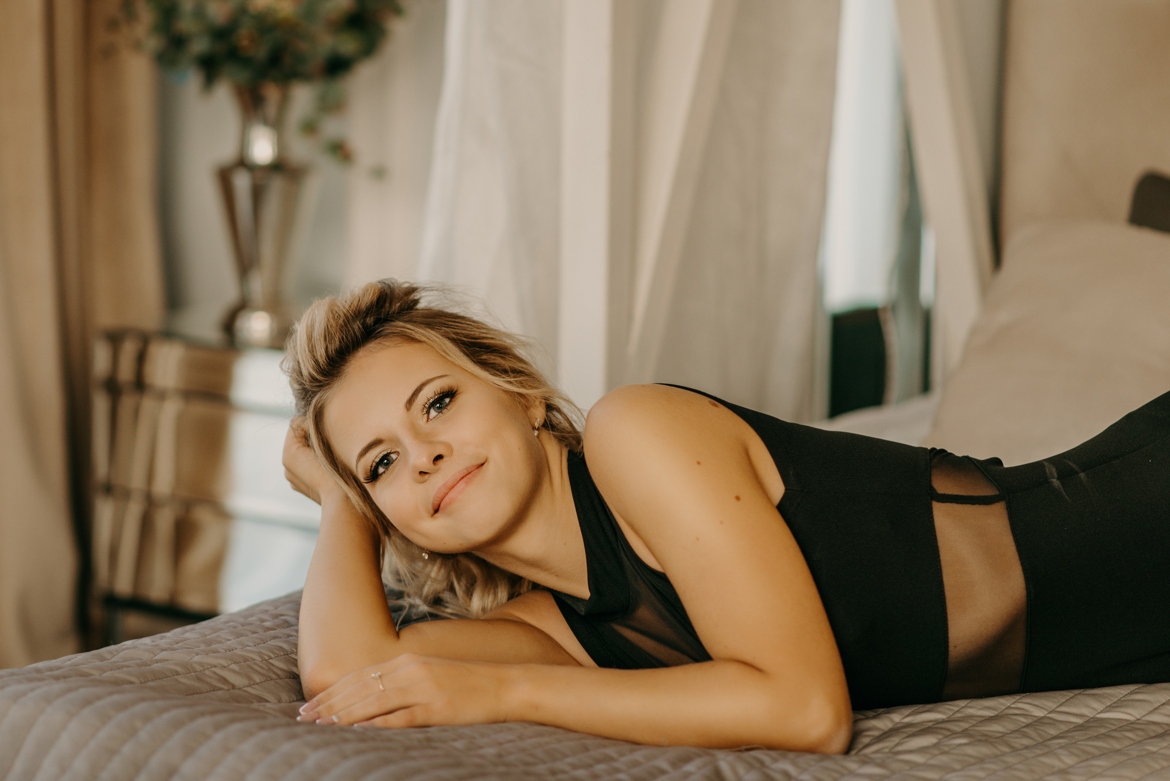 Индивидуальная фотосессия в студии Leona Stage. Свадебный фотограф в Санкт-Петербурге Венера Ахметова