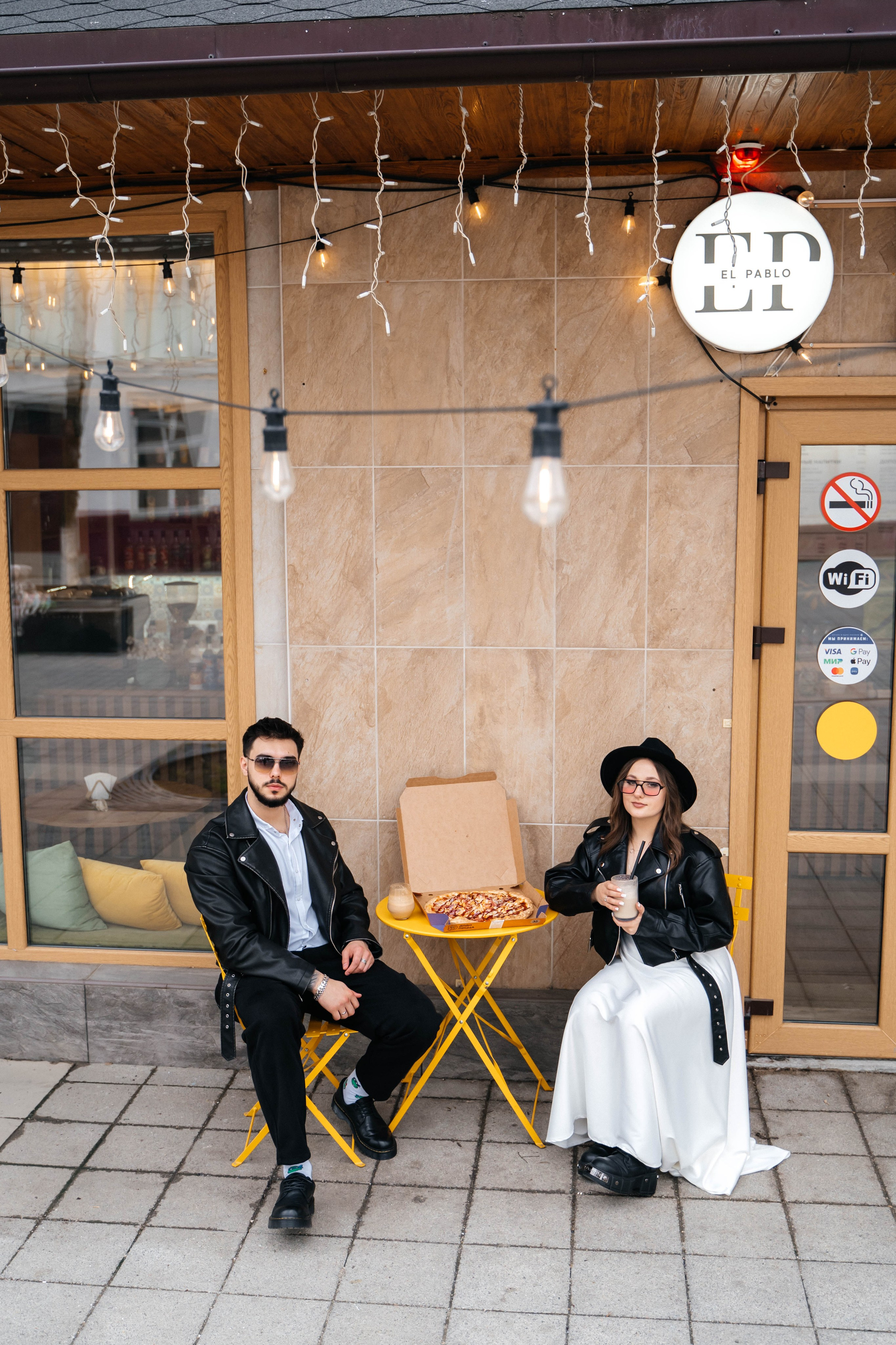 Никита и Лика — дождь, гранж, любовь. Свадебный и семейный фотограф