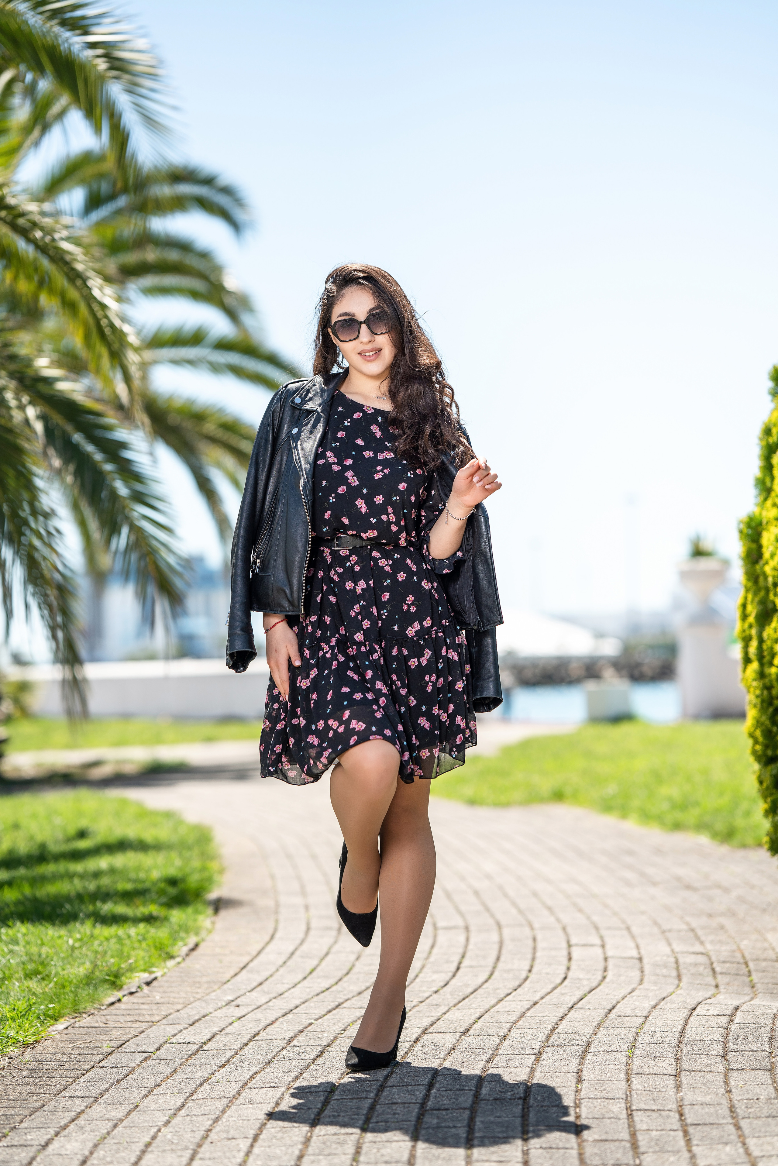 Сьемка платьев для wildberries Сочи. Фотограф Сочи