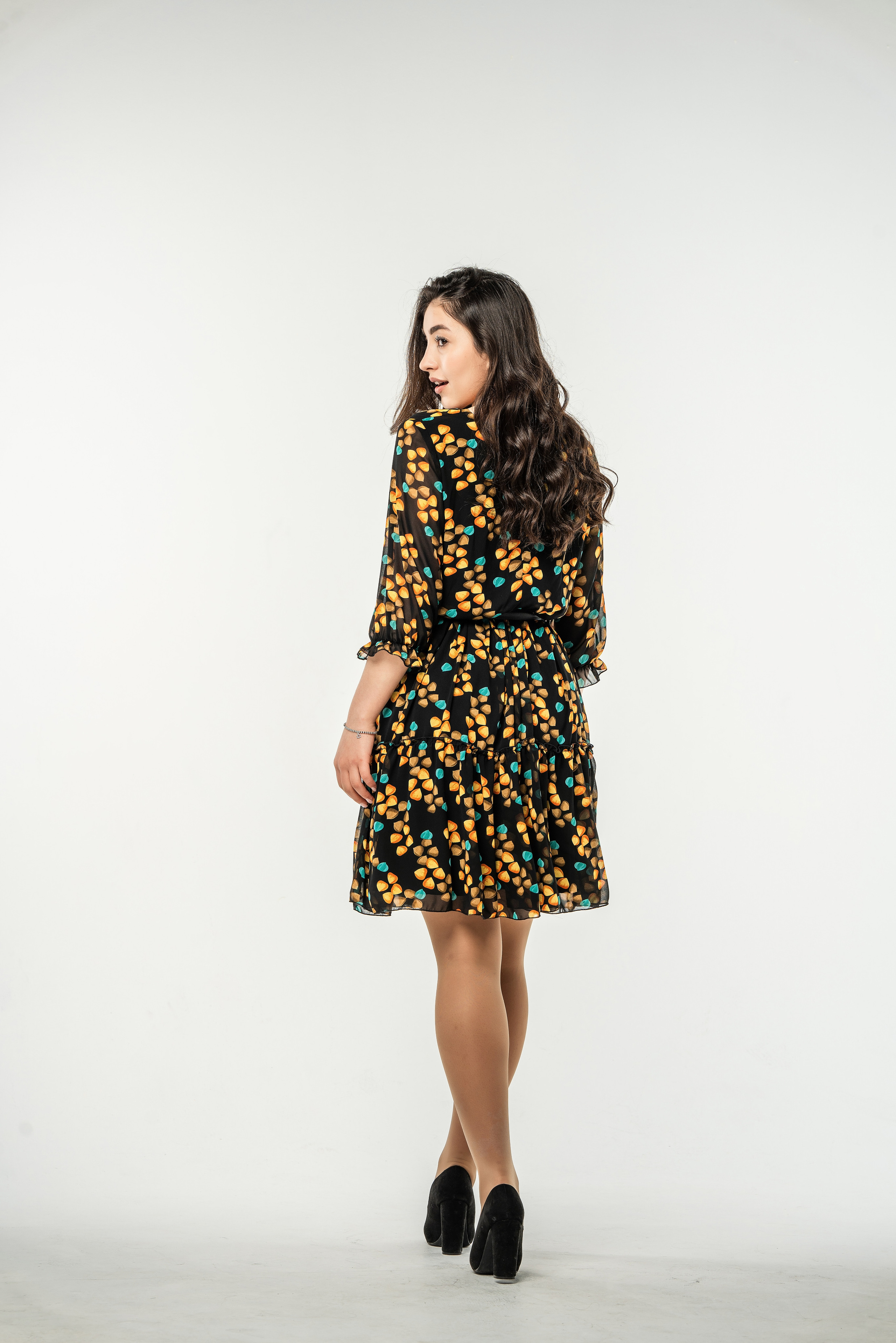 Сьемка платьев для wildberries Сочи. Фотограф Сочи