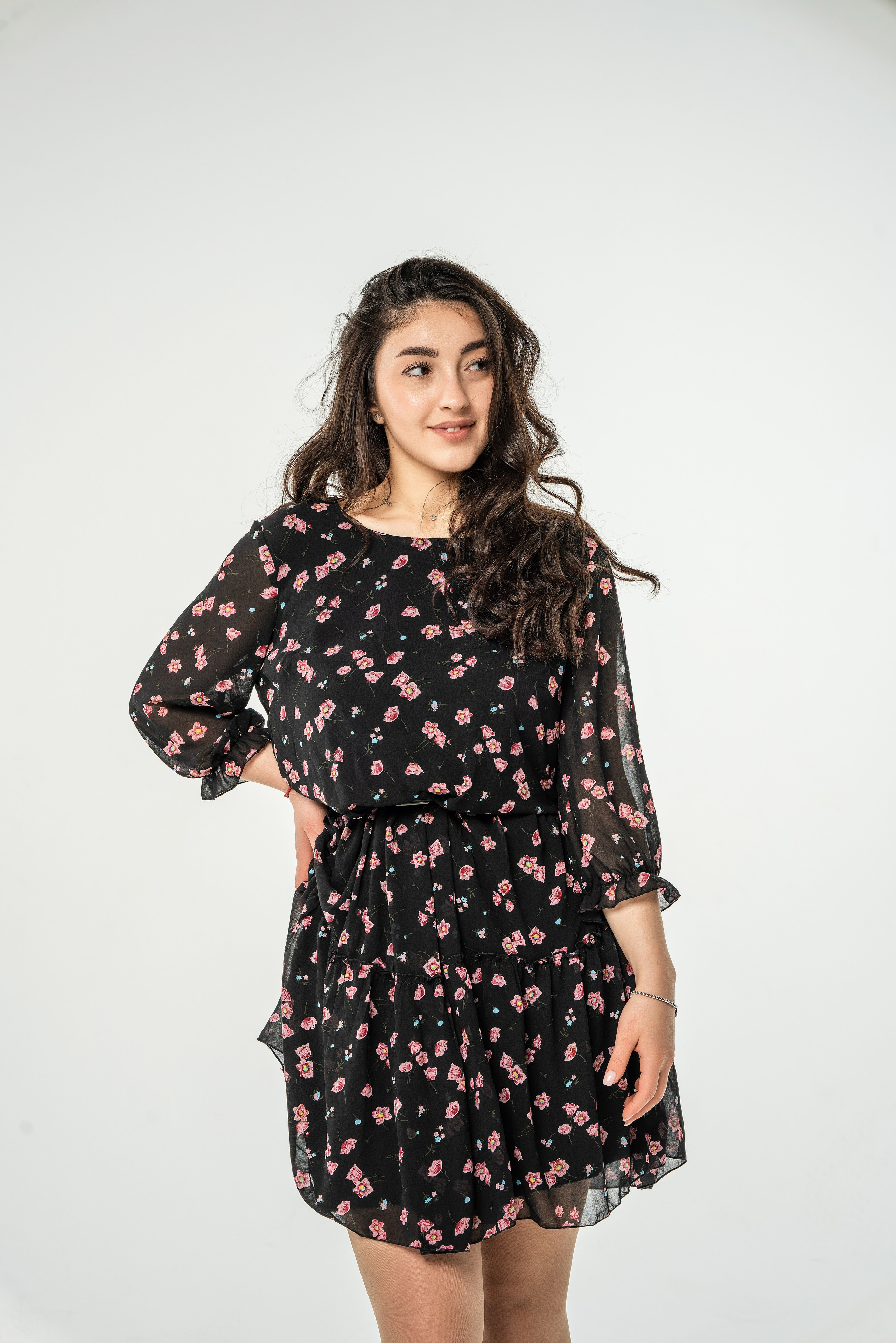 Сьемка платьев для wildberries Сочи. Фотограф Сочи