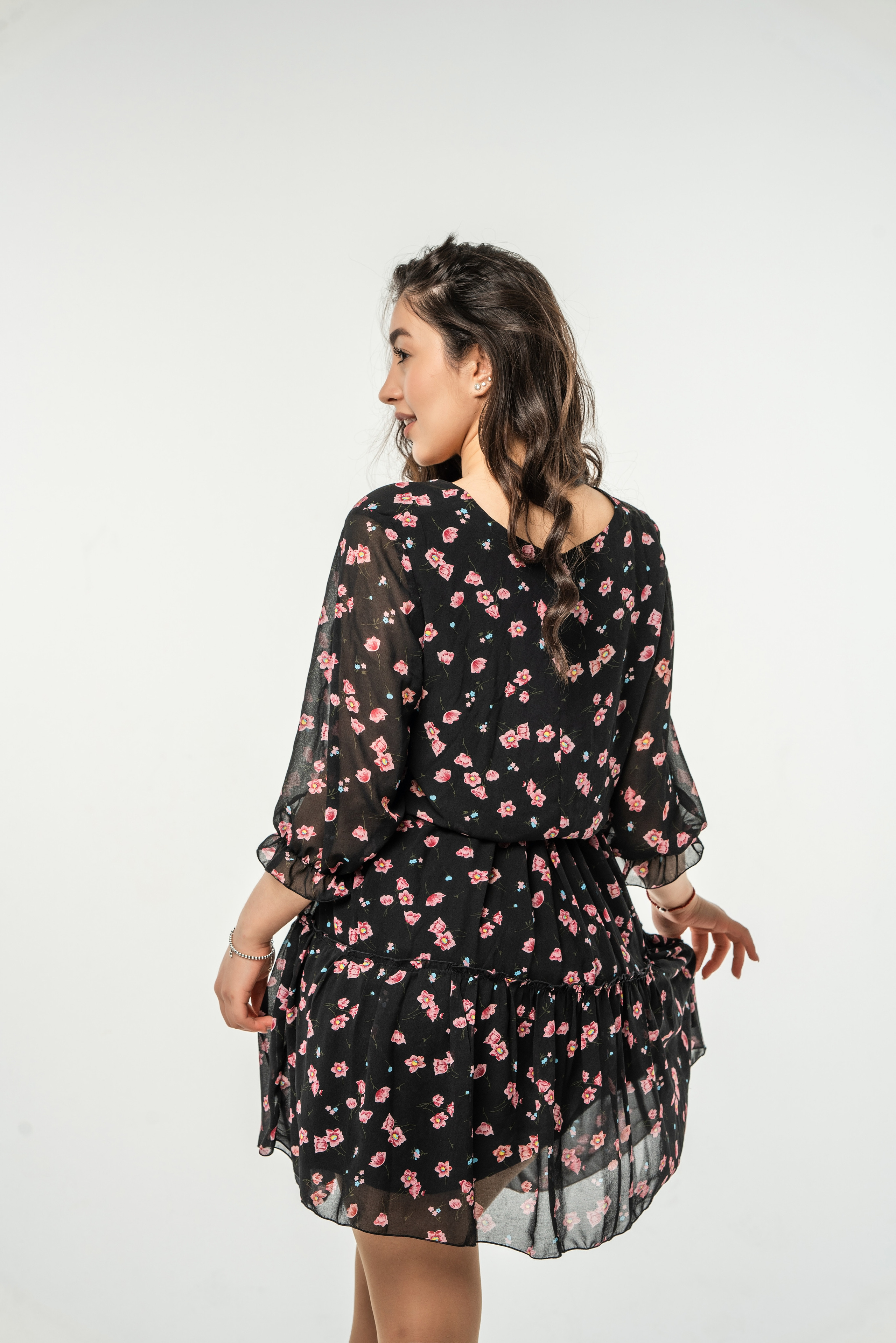 Сьемка платьев для wildberries Сочи. Фотограф Сочи