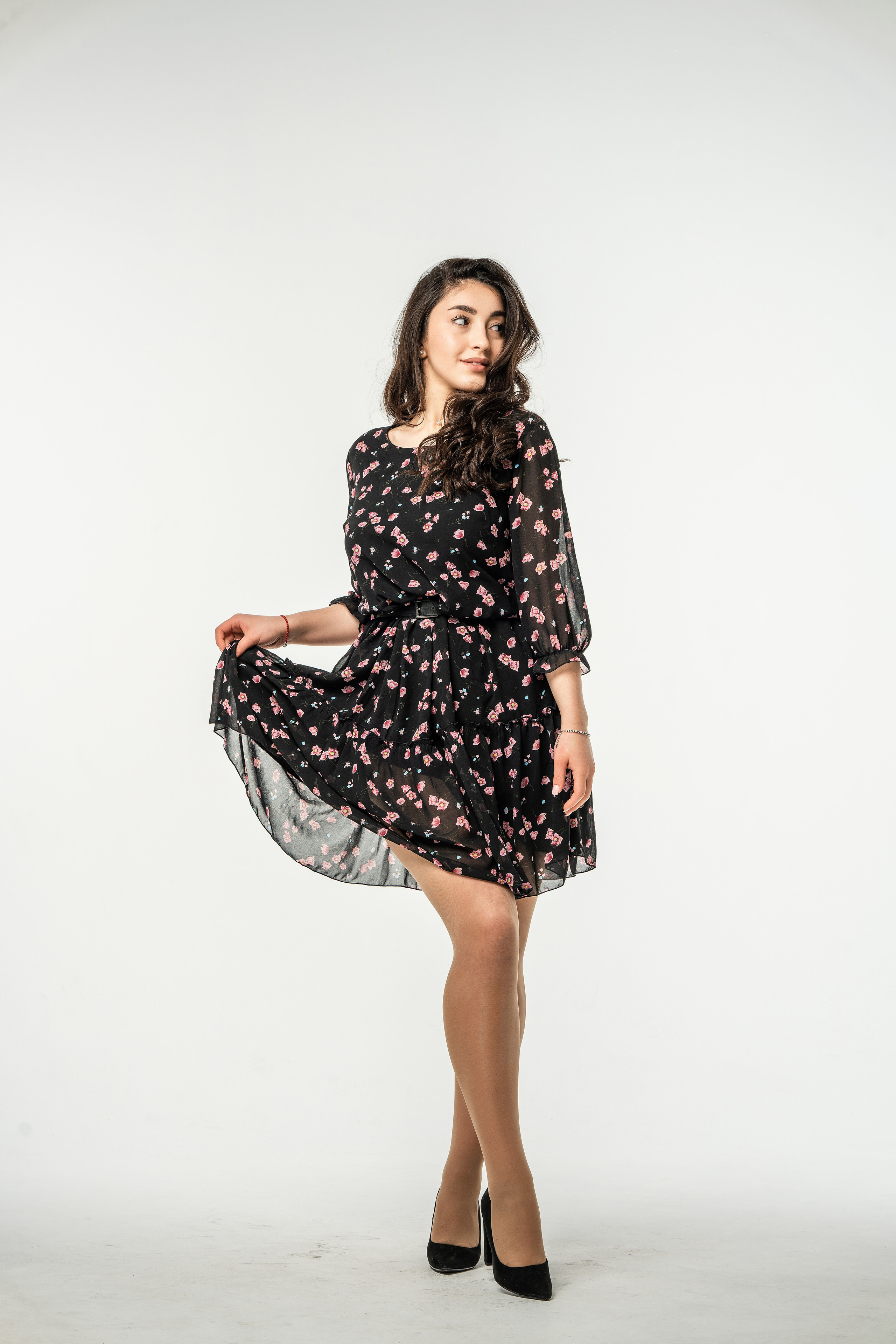 Сьемка платьев для wildberries Сочи. Фотограф Сочи