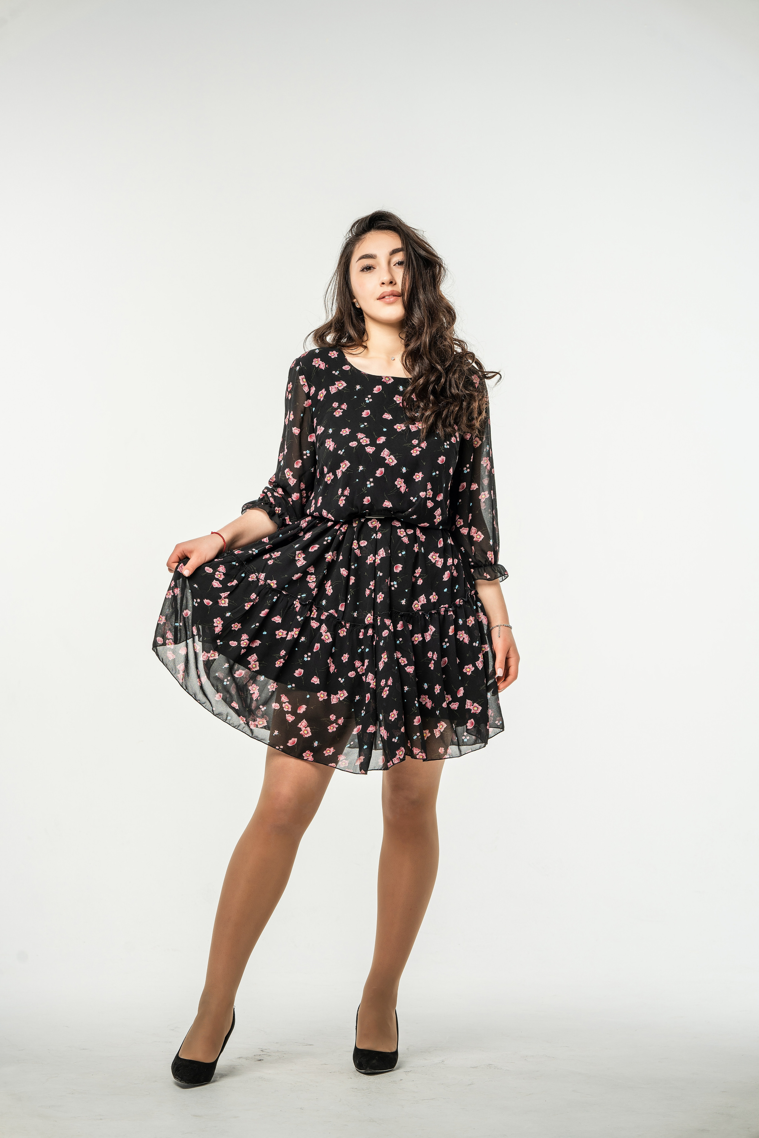 Сьемка платьев для wildberries Сочи. Фотограф Сочи