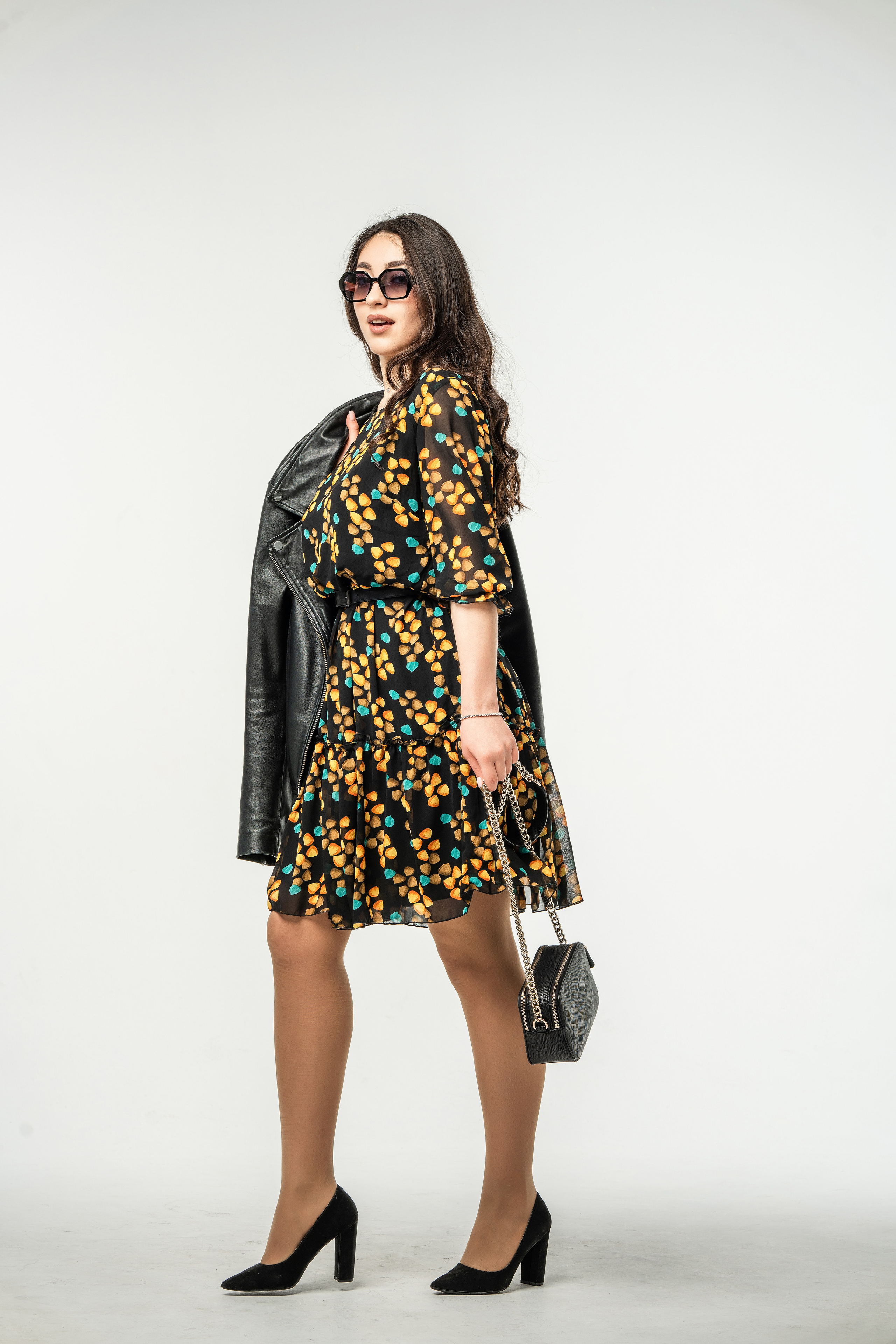 Сьемка платьев для wildberries Сочи. Фотограф Сочи