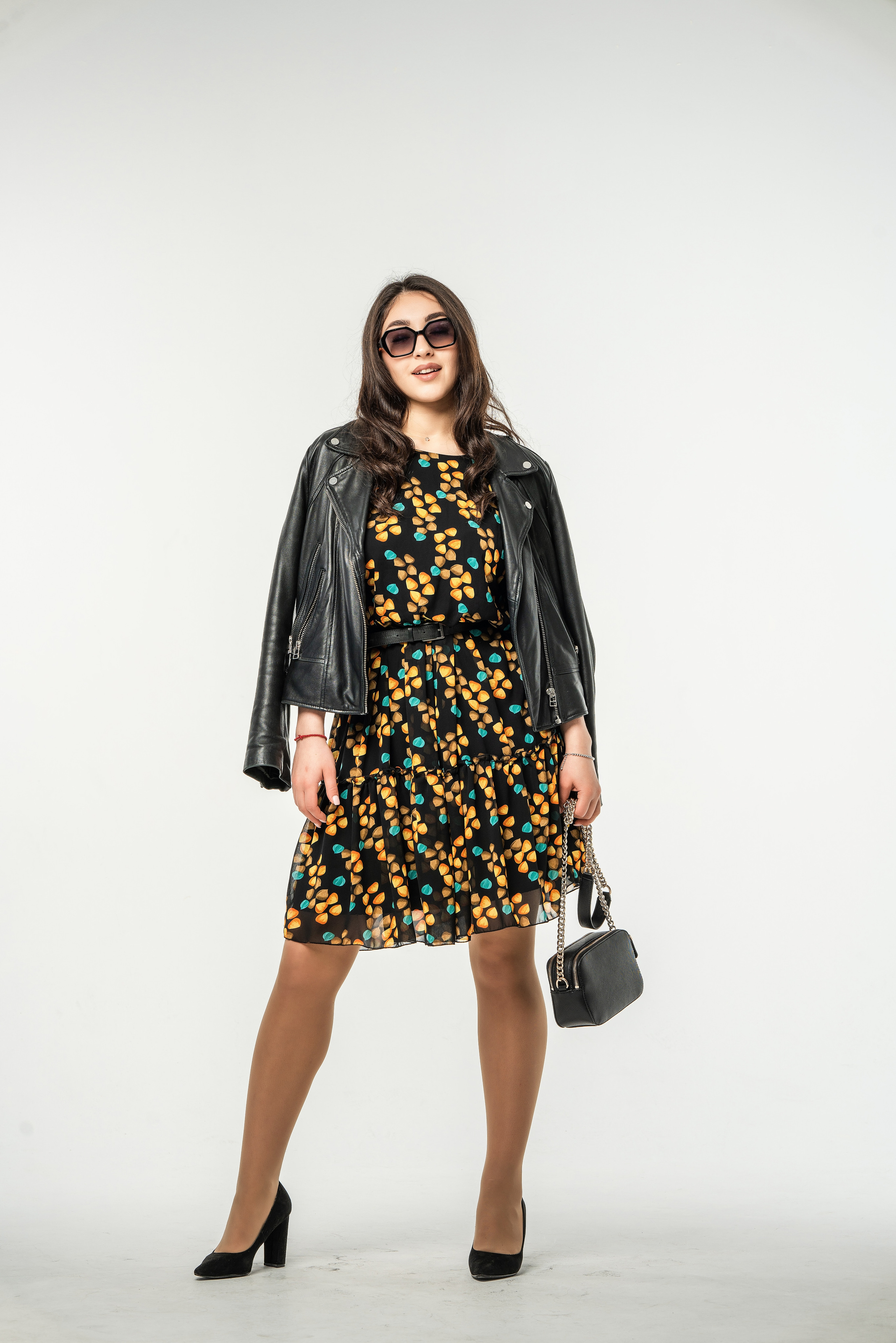 Сьемка платьев для wildberries Сочи. Фотограф Сочи