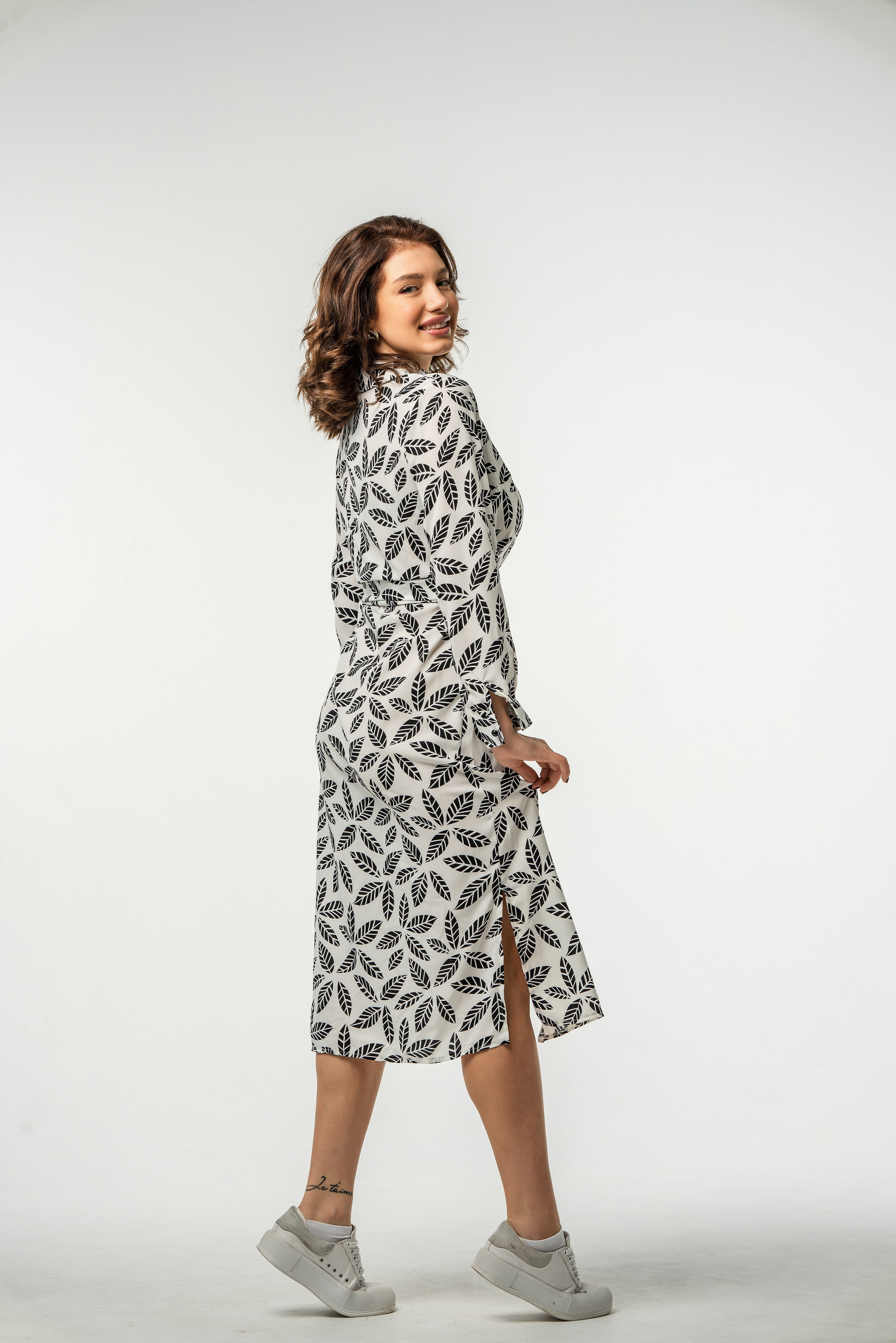 Сьемка платьев для wildberries Сочи. Фотограф Сочи