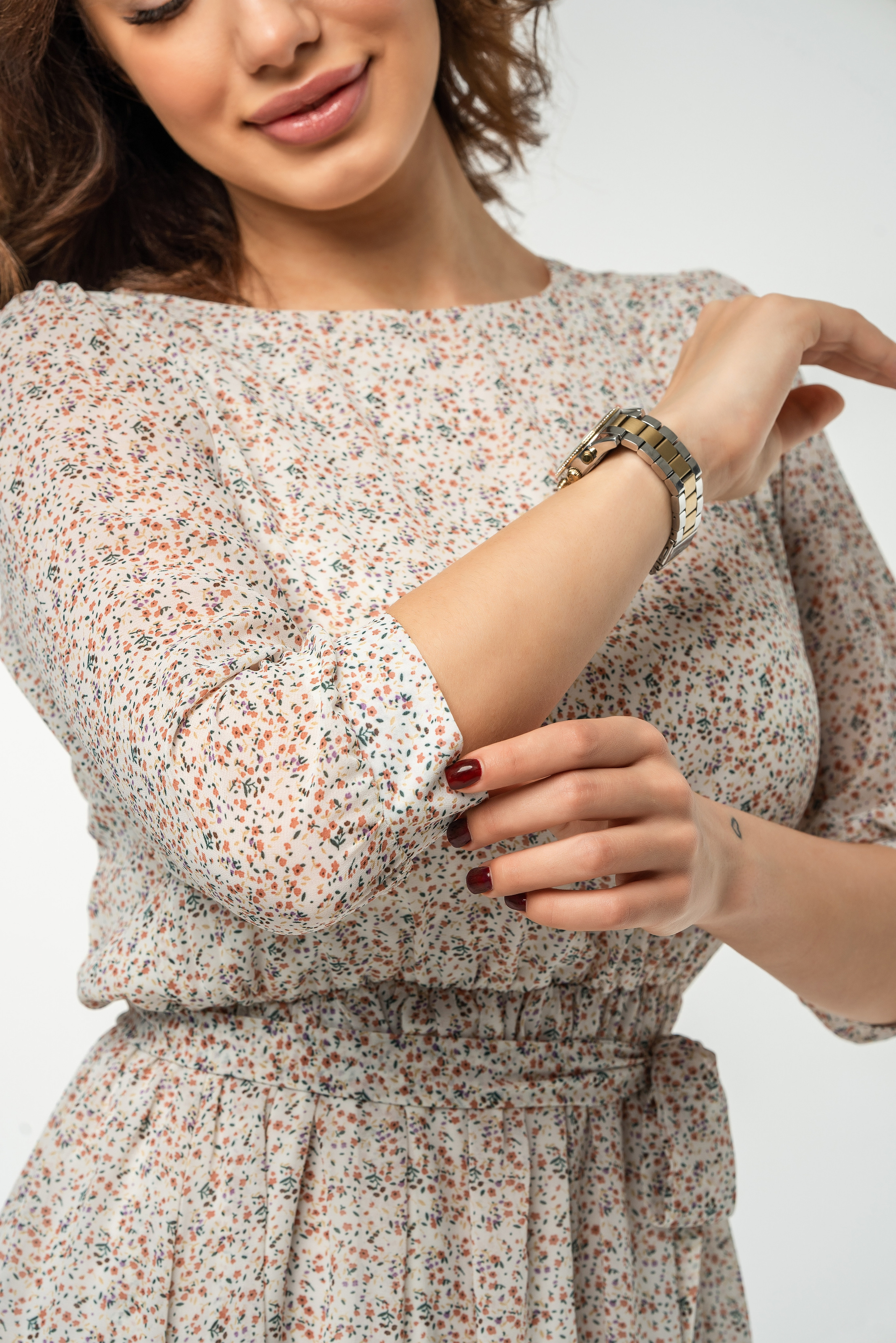 Сьемка платьев для wildberries Сочи. Фотограф Сочи