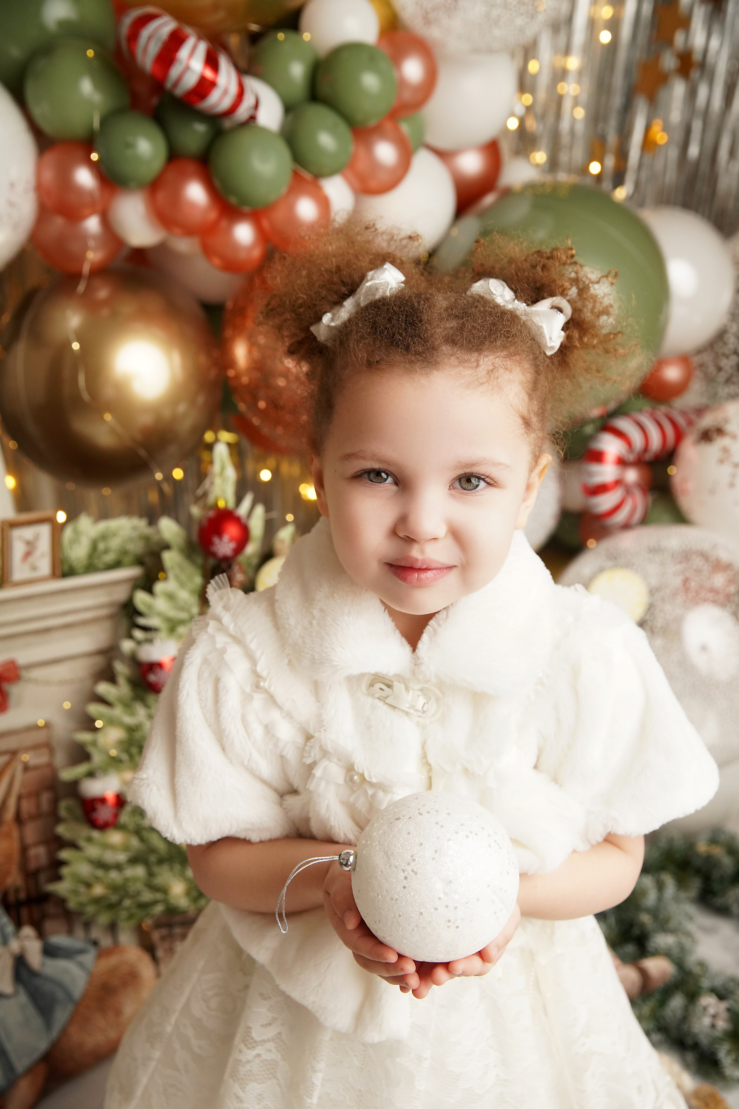 Новогодняя фотосессия. Фотограф новорожденных. Семейный и детский фотограф в городе Сургуте