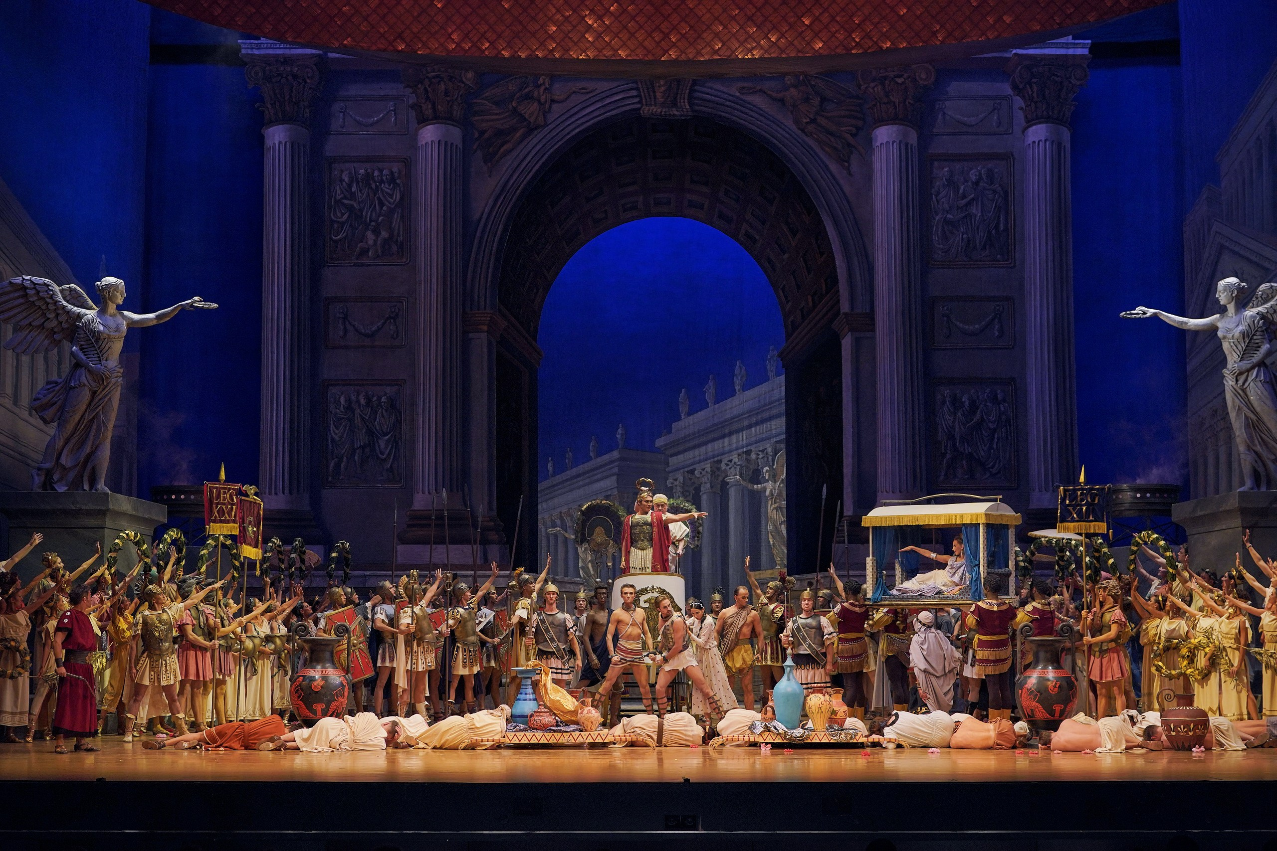 Театральный фотограф в Санкт-Петербурге Александр Нефф