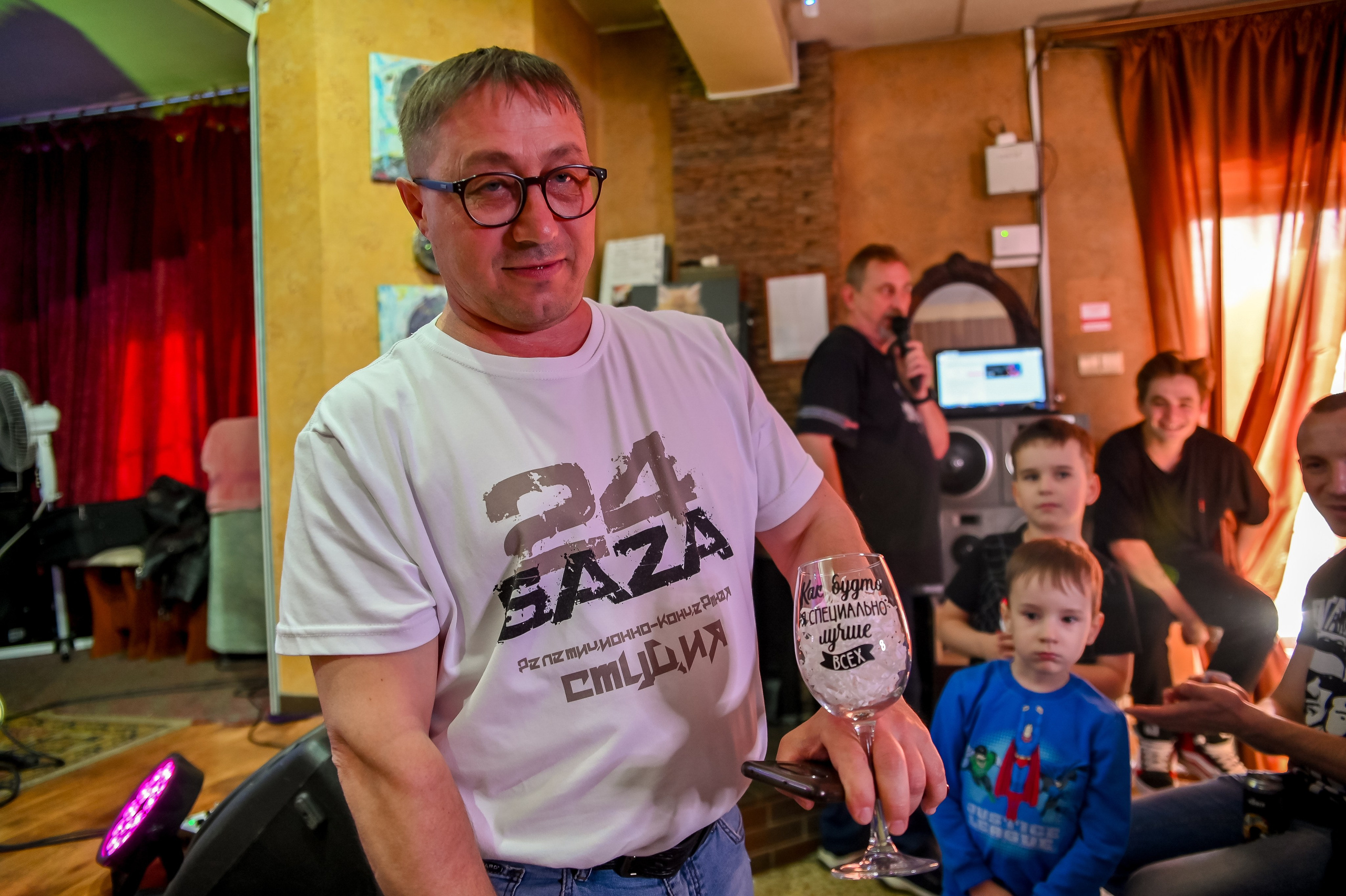 РКС «БАZА 24» Квартирник группы «Friend Band» (КиШ) 25.05.2024. Репортажный профессиональный фотограф-любитель