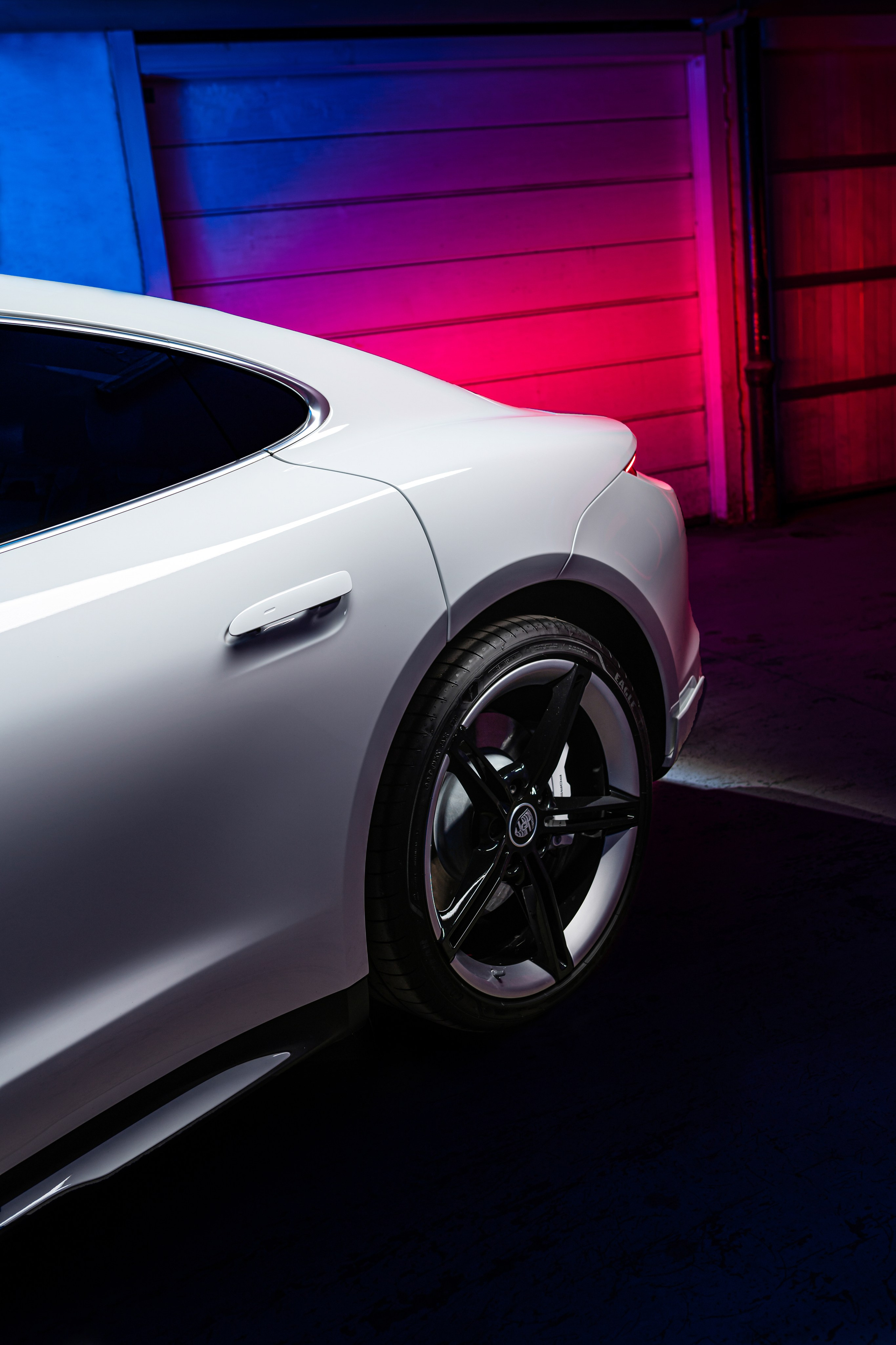 Porsche Taycan 4S. Автомобильный фотограф в Москве | Базилев Александр