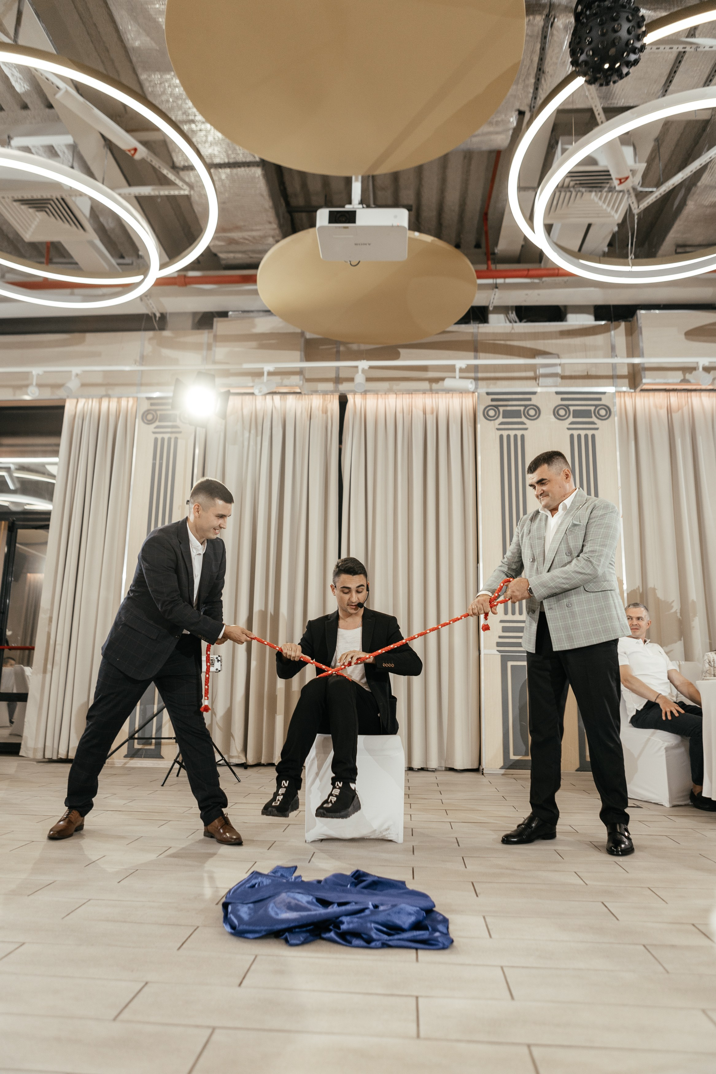 Свадебный фотограф Уфа — Руслан ГабдлисламовЖивые эмоции, красивые кадры, воспоминания на всю жизнь.Работаю по всей Республике Башкортоста. Свадебный фотограф Уфа Руслан Габдлисламов