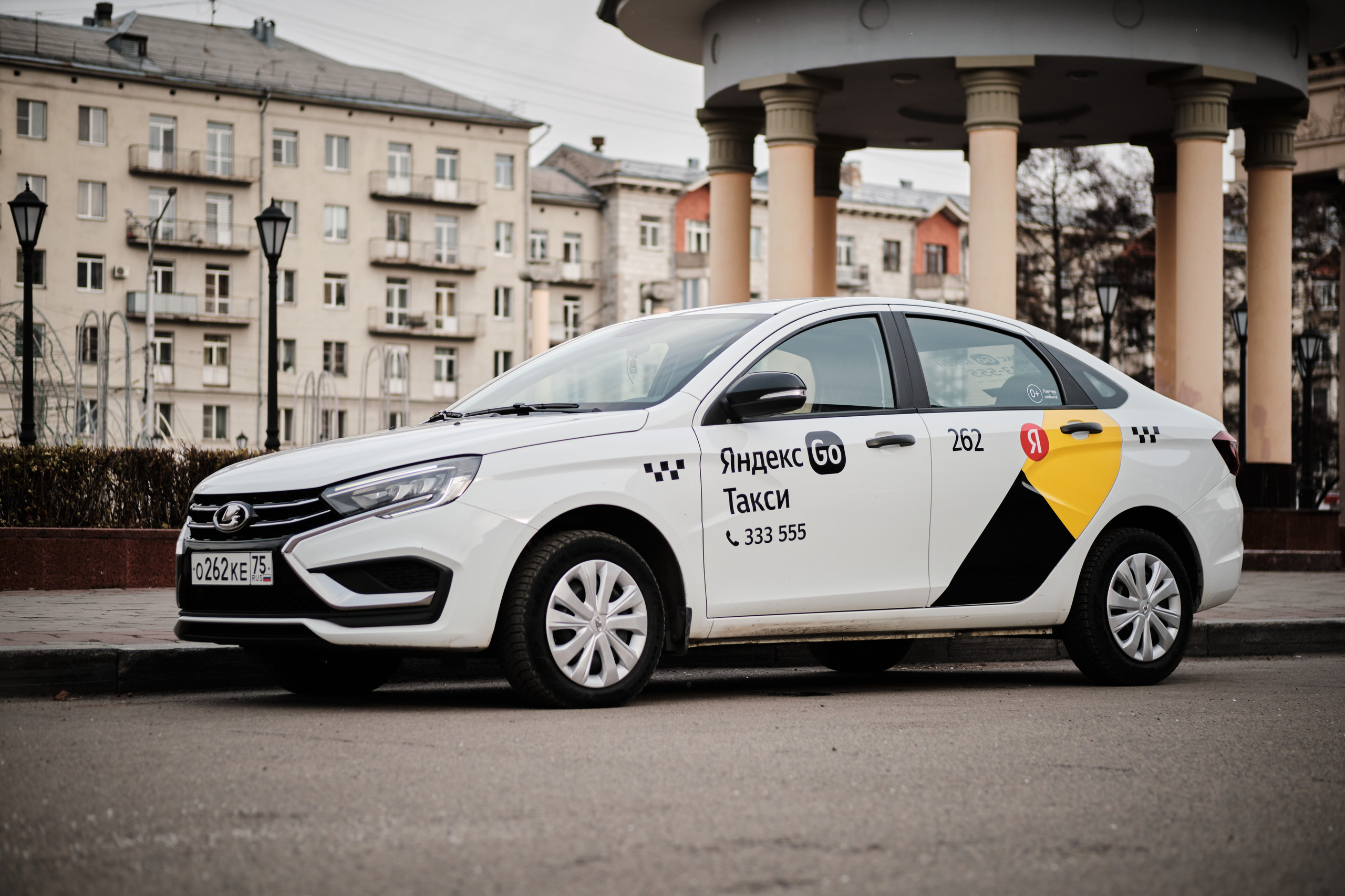 Новый автопарк Яндекс такси в Новокузнецке. Свадебный и семейный фотограф в Новокузнецке Иван Иванов