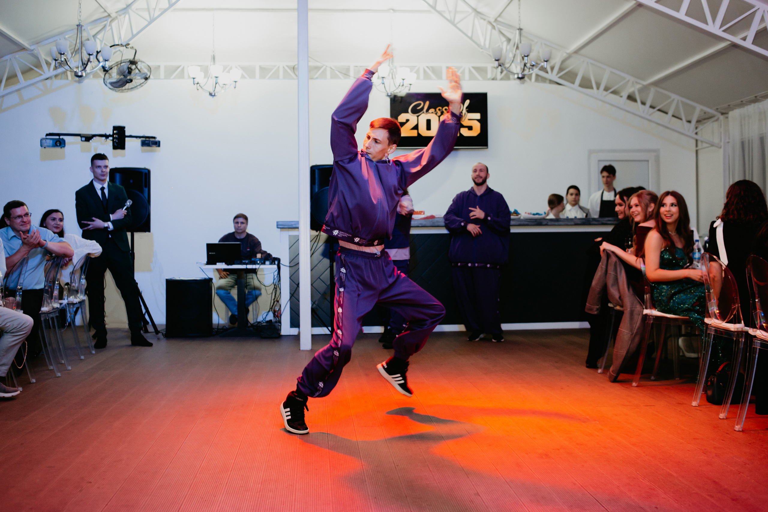 Выпускной 2025 (41 школа) 11 класс. Фотограф в Челябинске Ополихина Анна