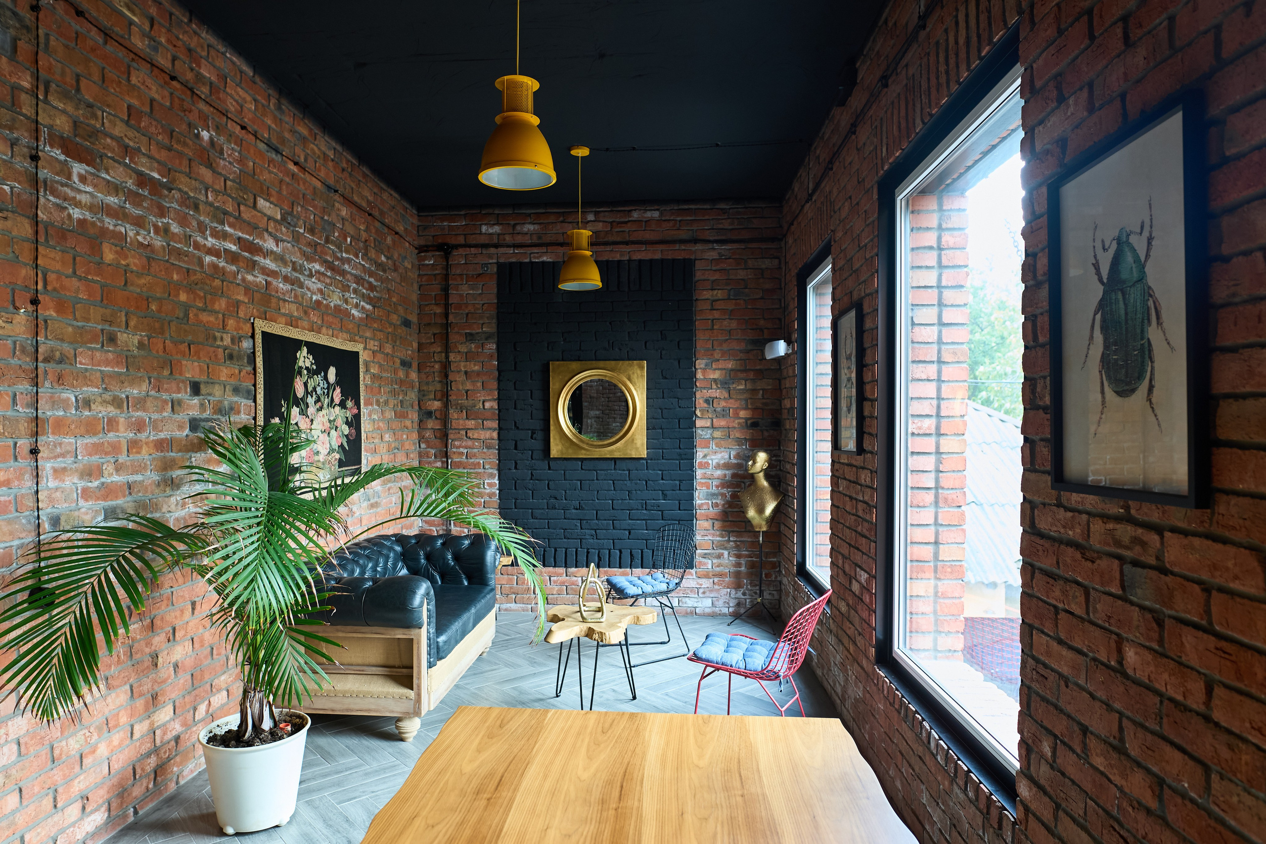 Интерьерная съемка здания продюсерского центра «Бикбау». Фотограф Олег Сотник