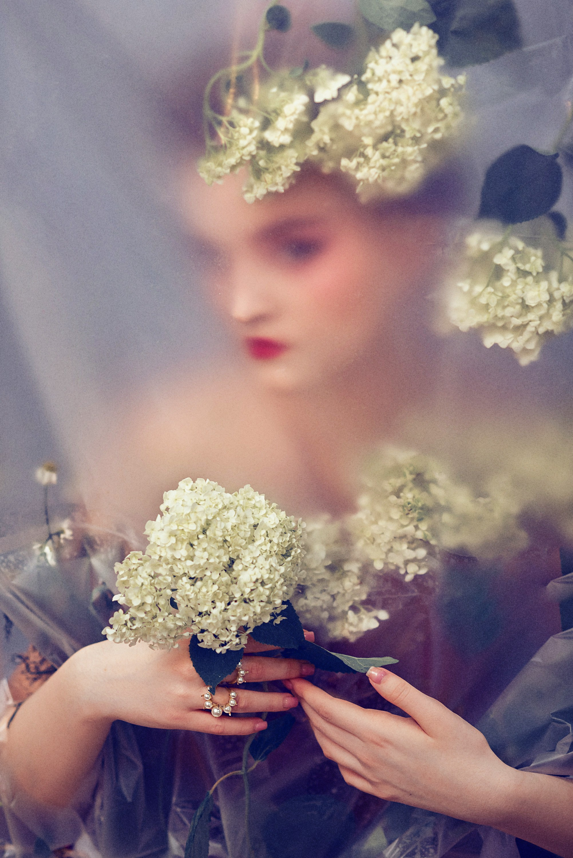 Съемка с цветами. Фотограф Тула творческие фотосессии недорого Ольга Ромашина