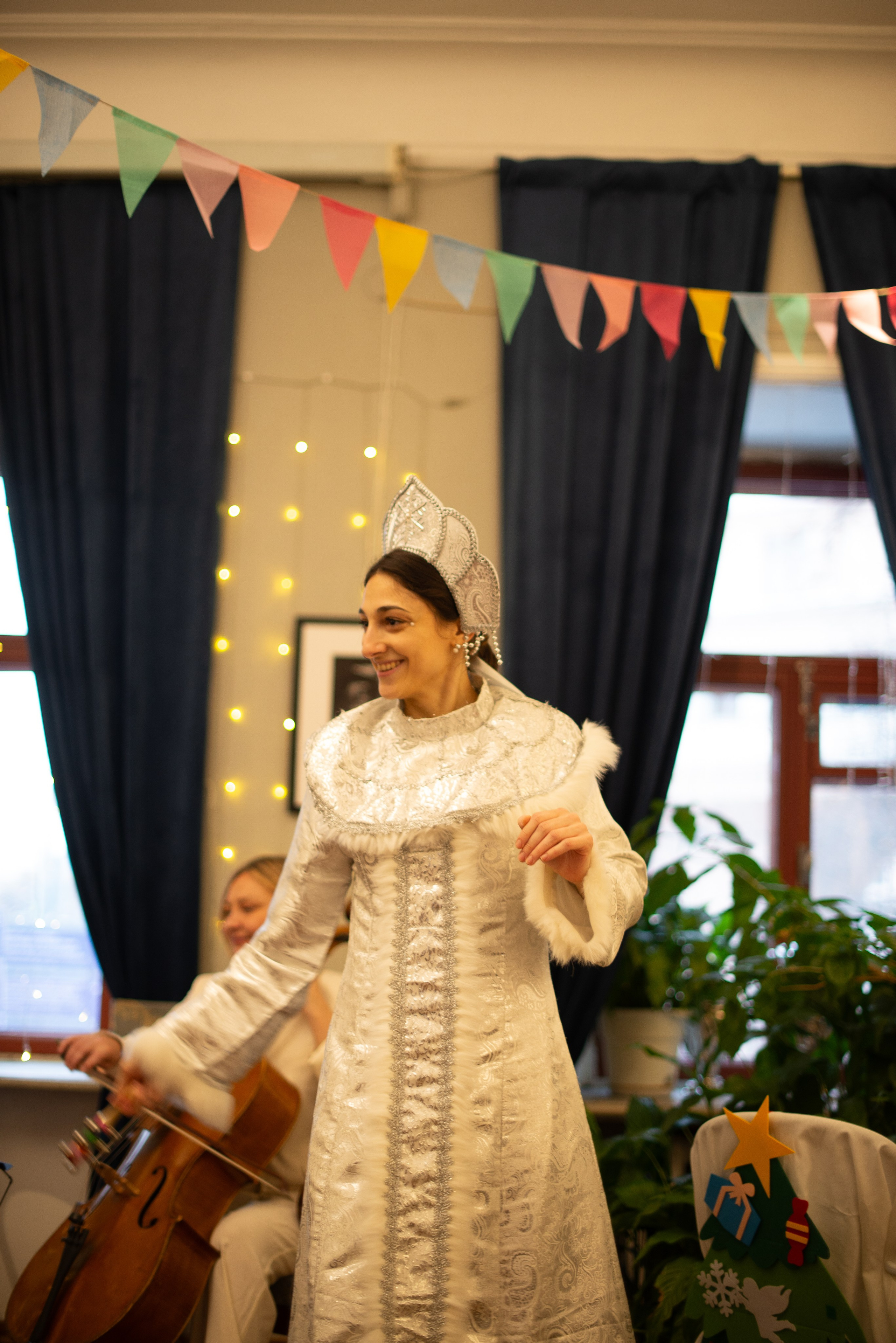 Музыкальная Новогодняя Ёлка в Доме Телешова и Mozart for kids. Victoria Radjevna Репортажный Fashion Фотограф- Видеограф Санкт-Петербурга и Москвы