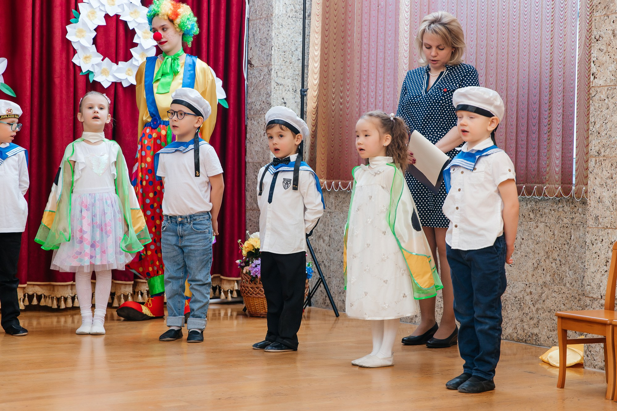 Детский сад № 93 — Утренник (10.03.2023). Свадебный и семейный фотограф Крамар Наталья