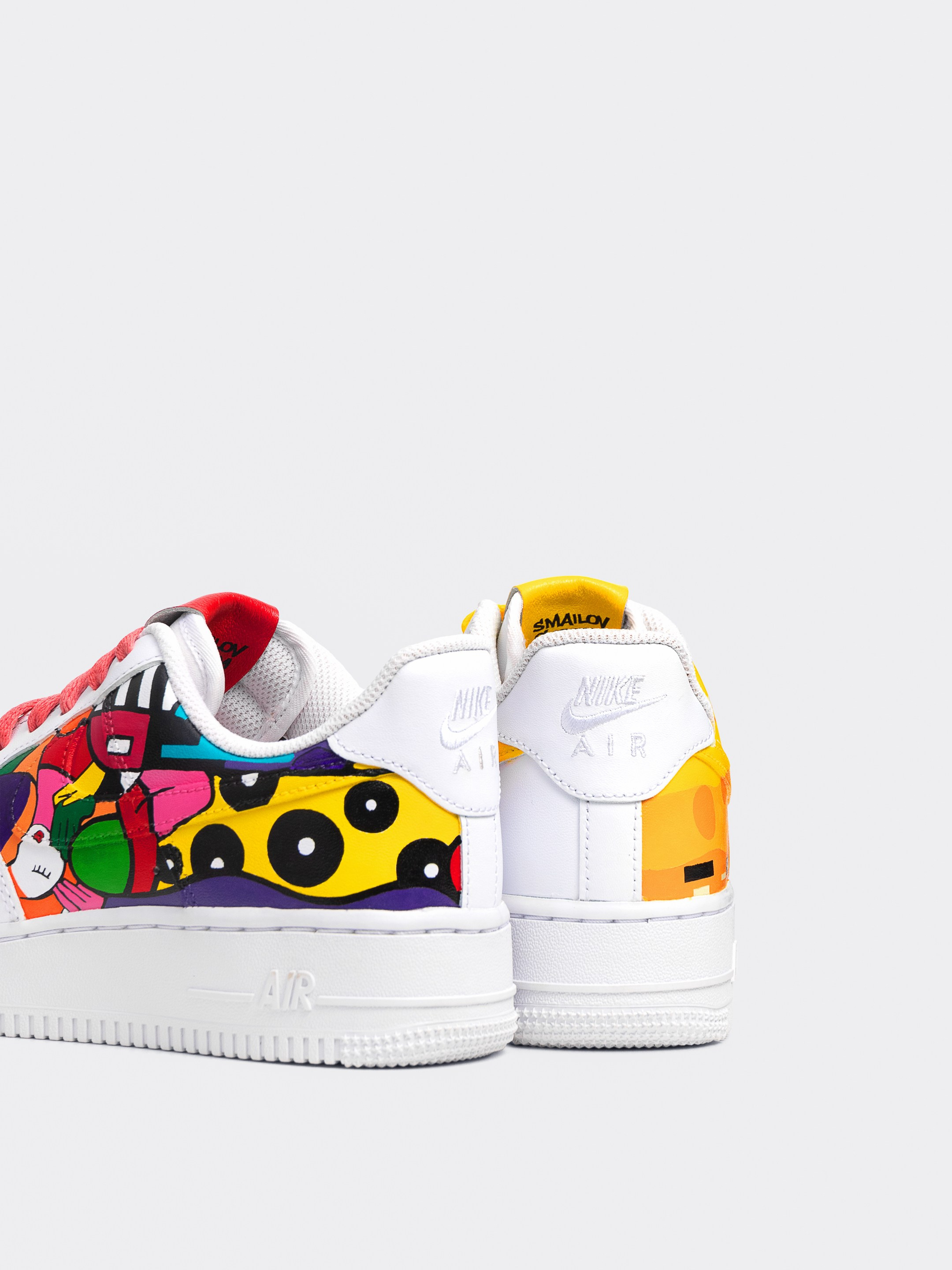 Каталог на белом. Предметный фотограф Надежда Яхонтова