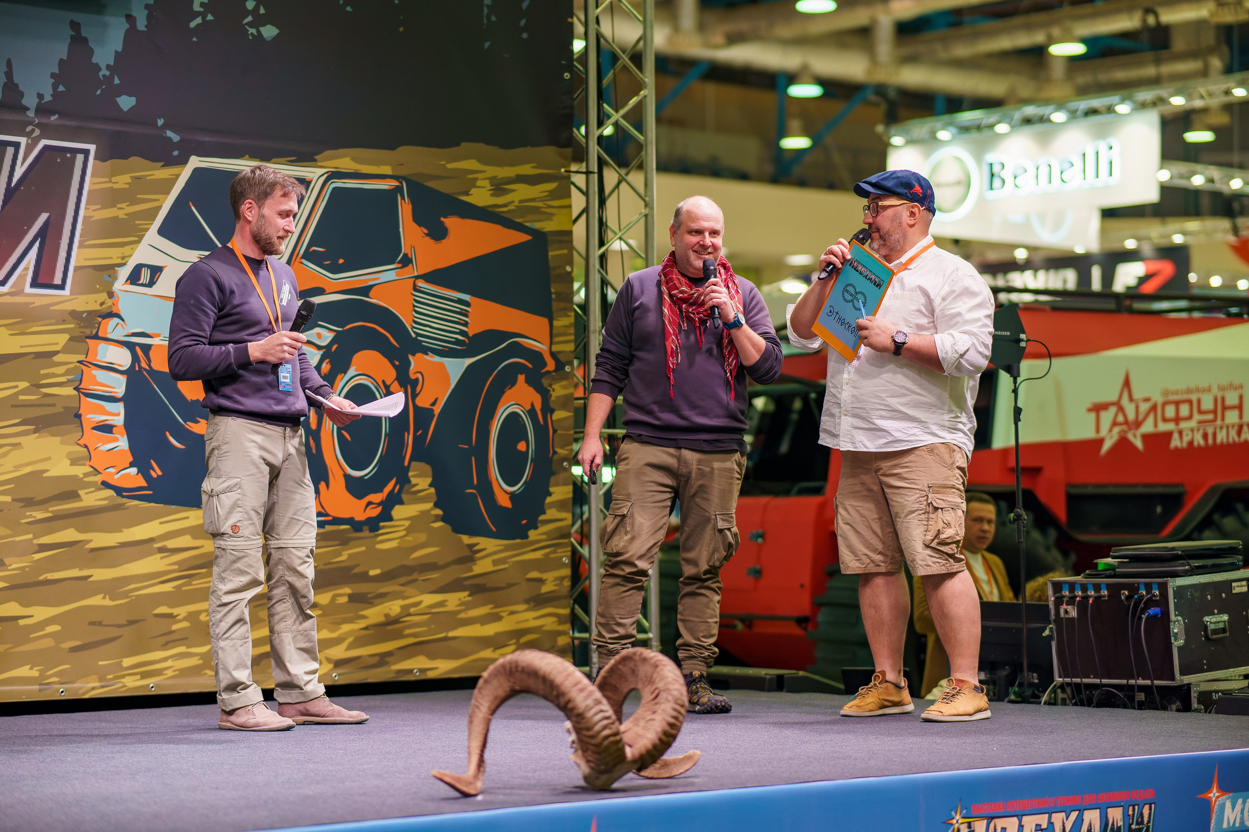 Прогулка по выставке Поехали 2023. «Студия DRONAVT`s» — видеосъёмка и фотография г. Москва