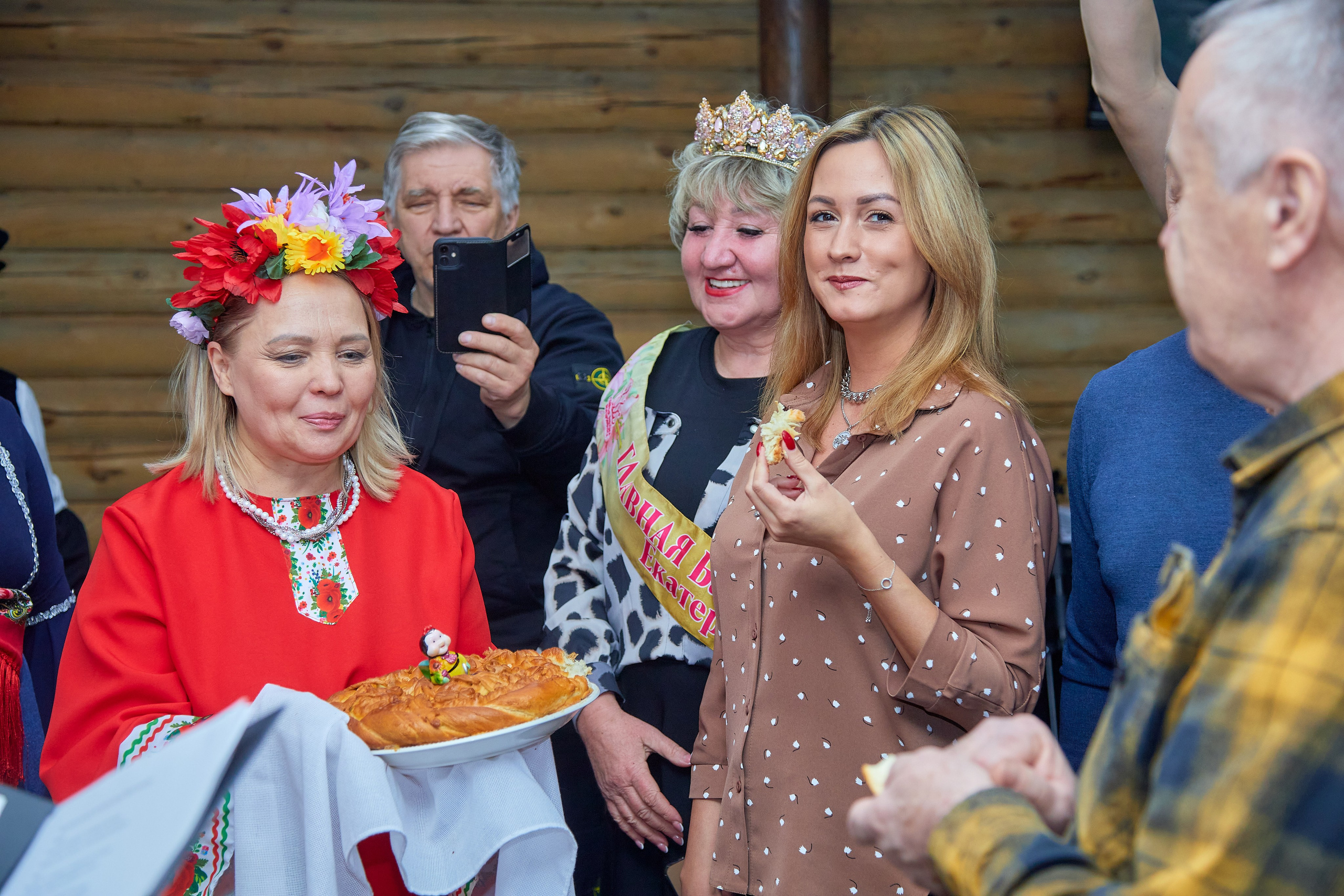 Главная бабушка Екатеринбурга 2025. Фотограф в Екатеринбурге Булат Хамитов