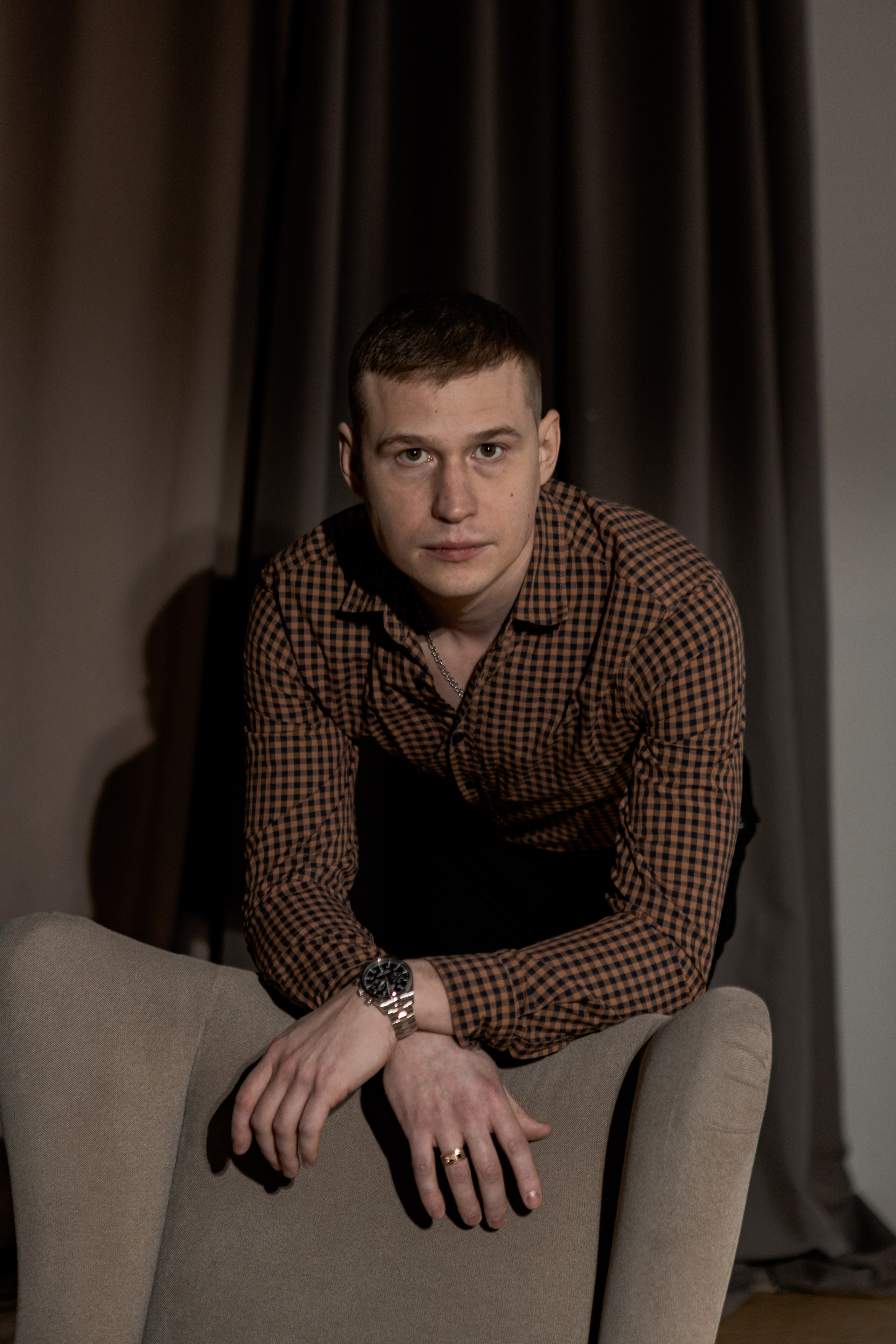 Антон. Фотограф Челябинск Эвелина Ганага, съемка для бизнеса и маркетплейсов