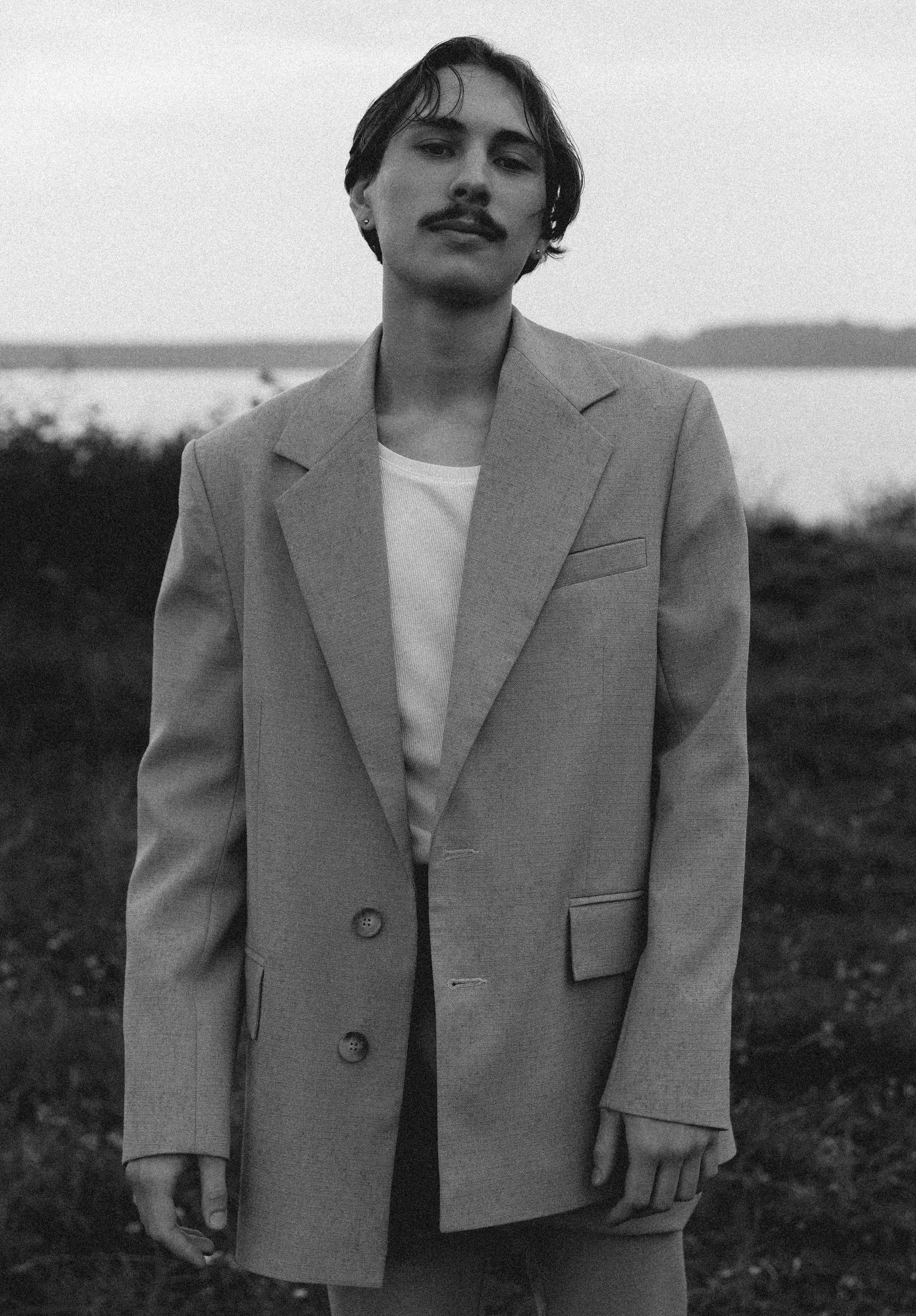 Держи меня крепче